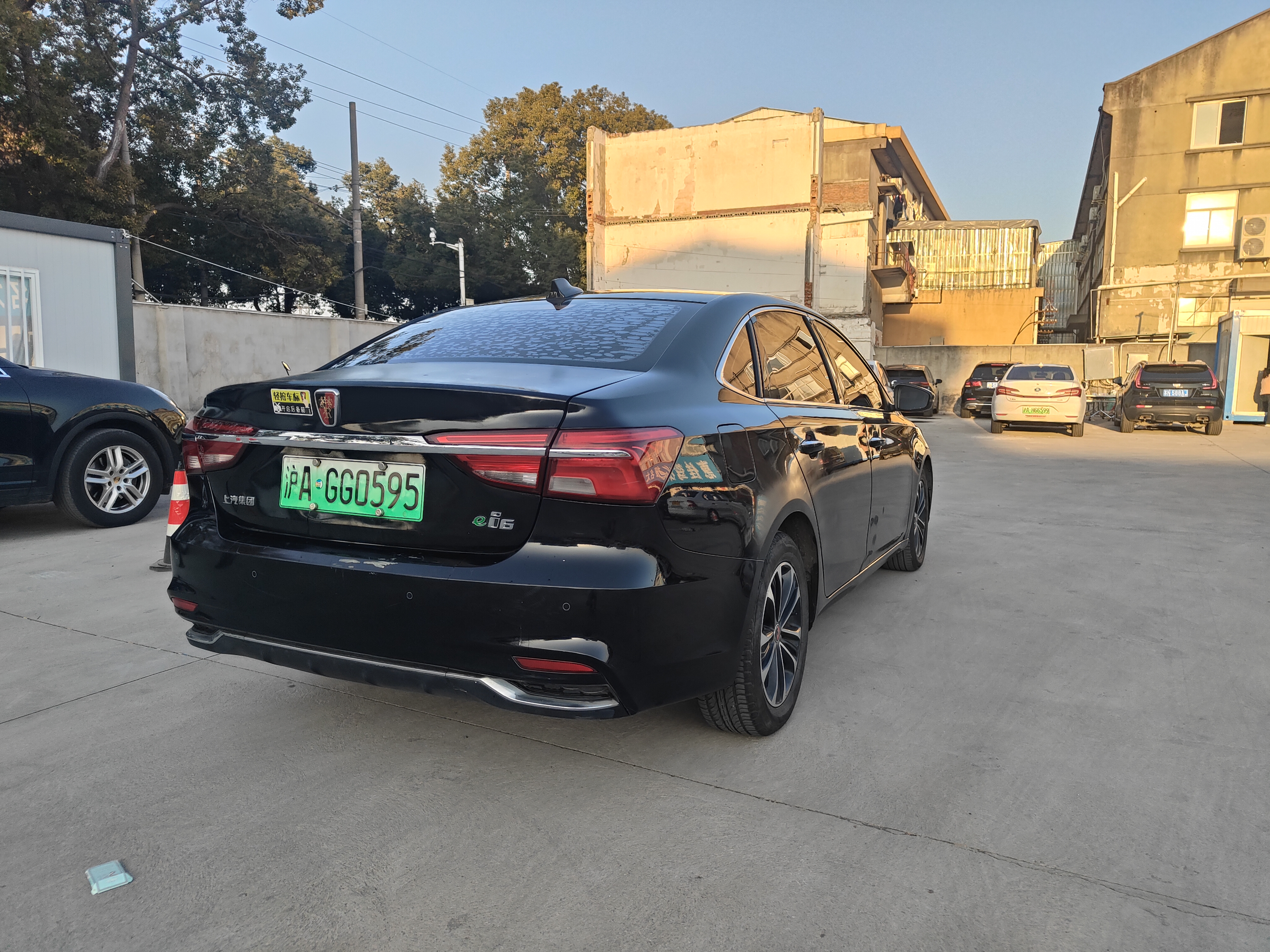 Roewe i6 New Energy 2019 imagen de coche #4