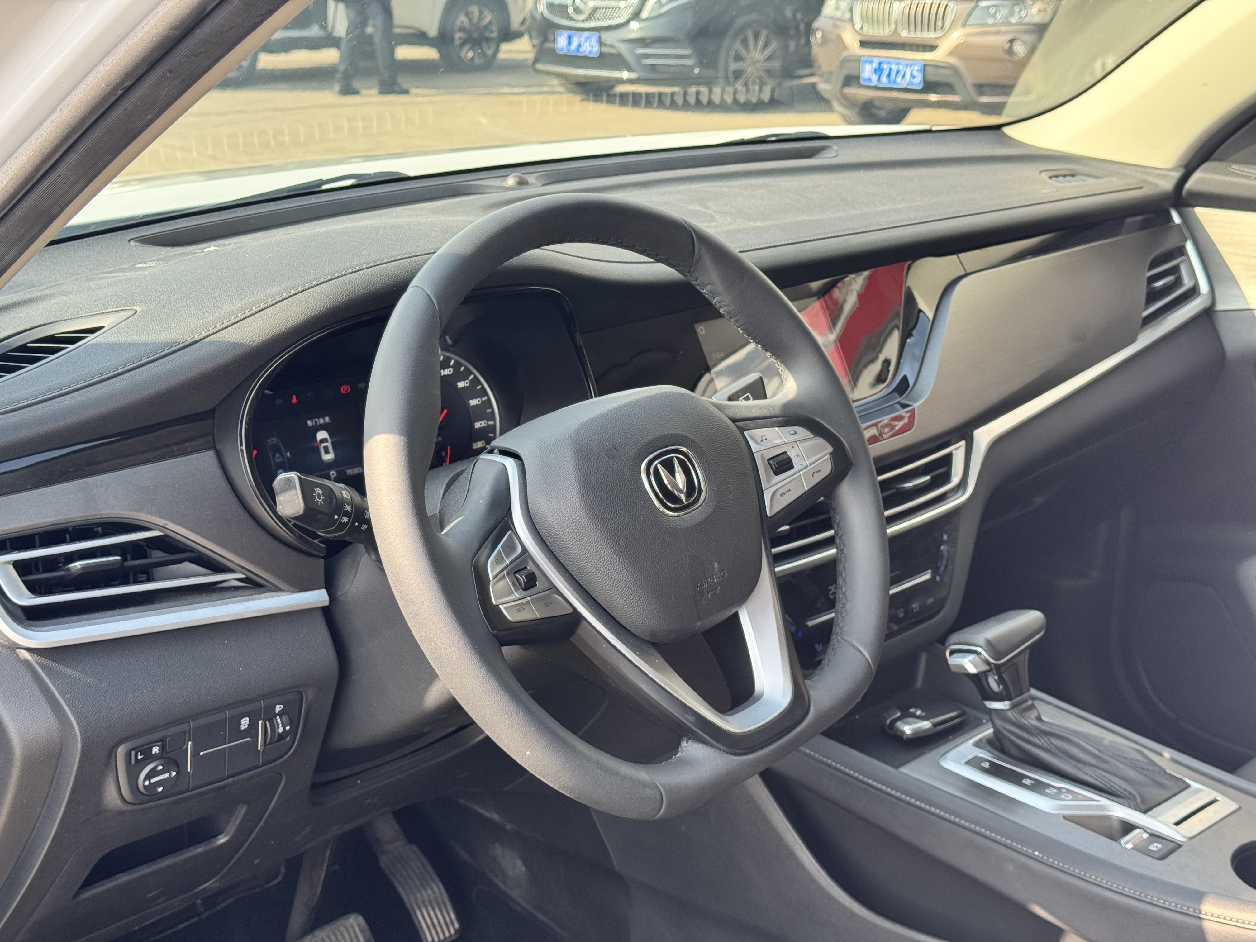 Changan 2020 car image #4