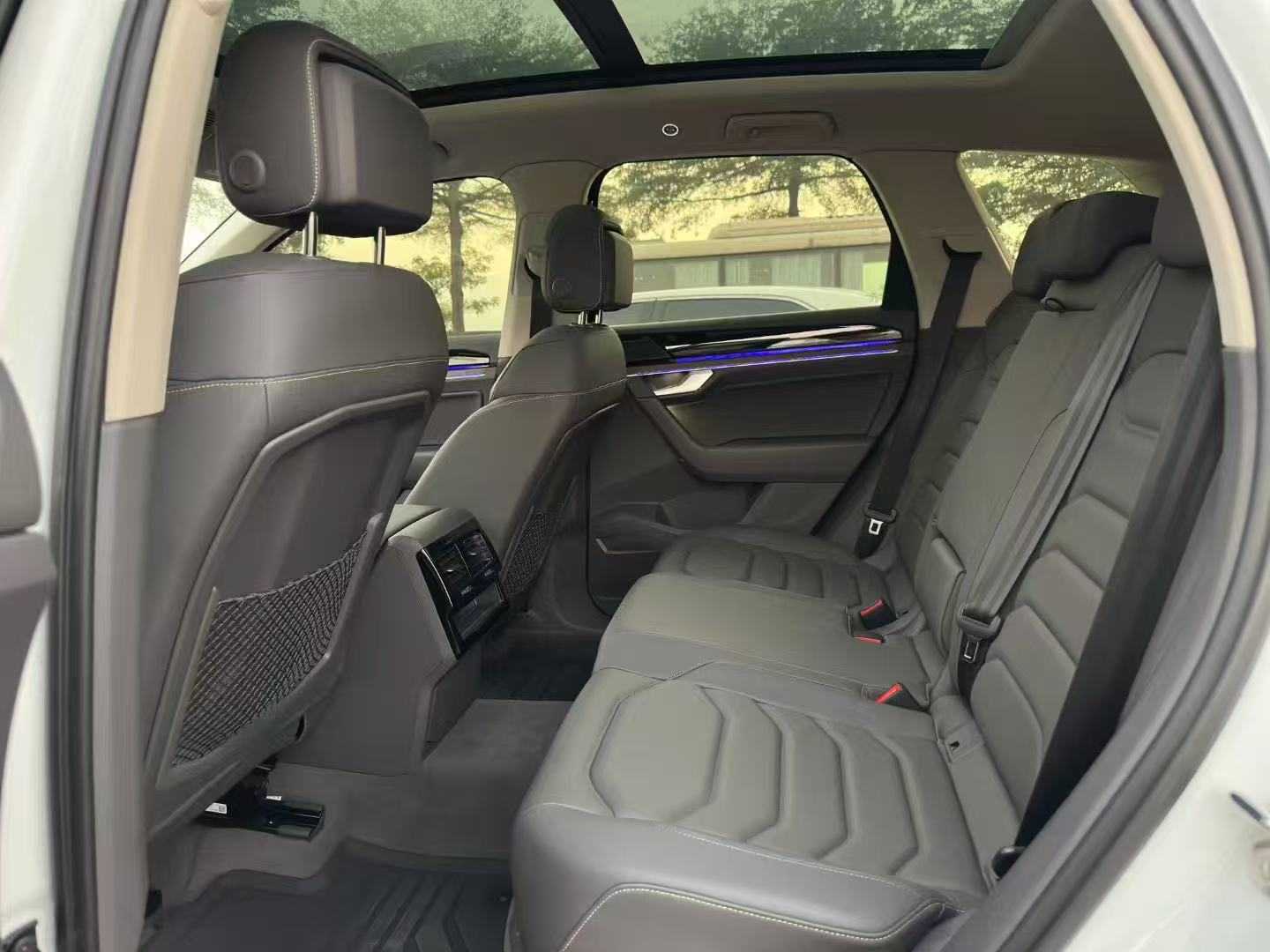 Volkswagen Touareg 2019 #4 Volkswagen Touareg 2019 car image #4