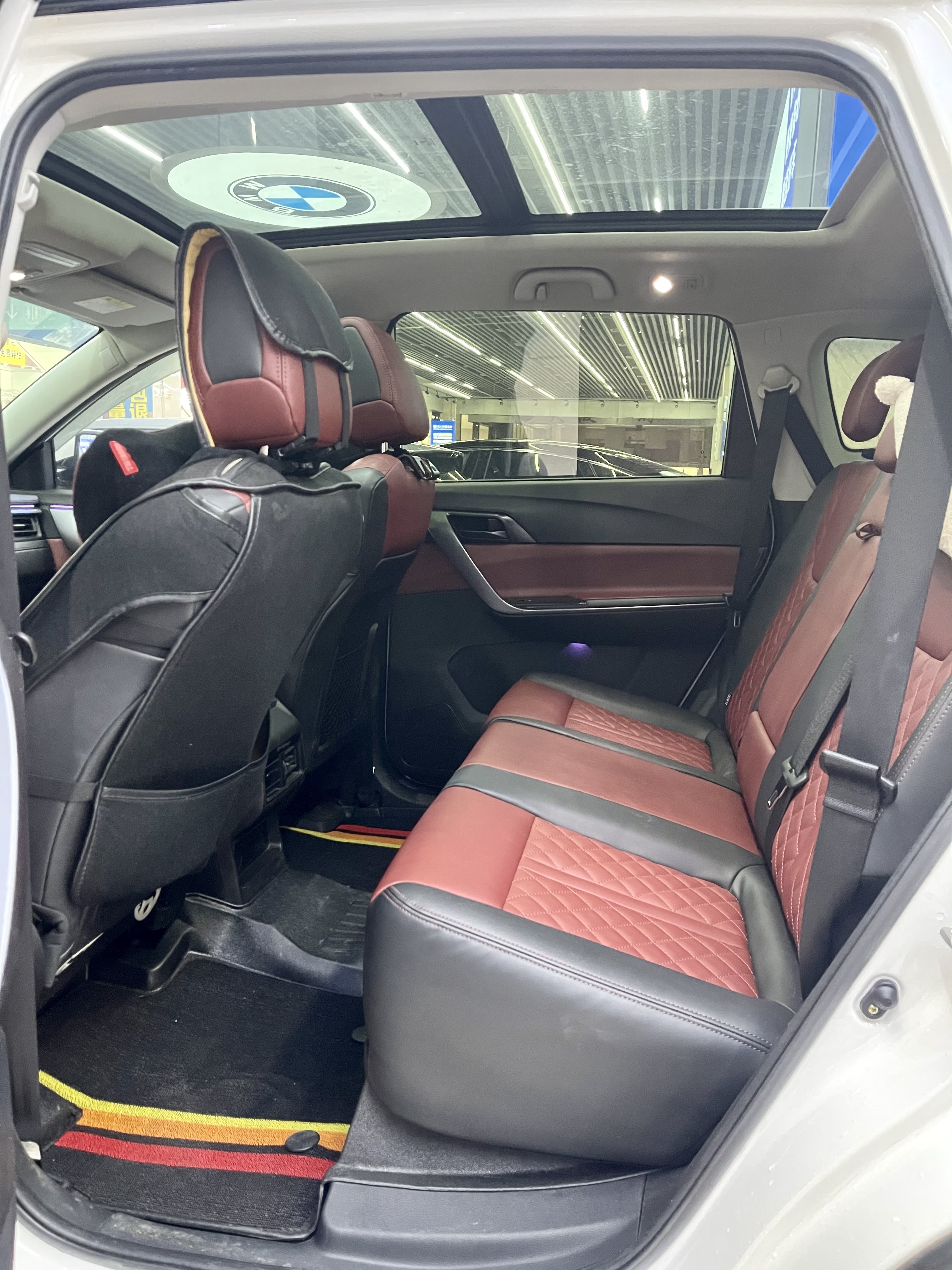 T5 2020 car image #4