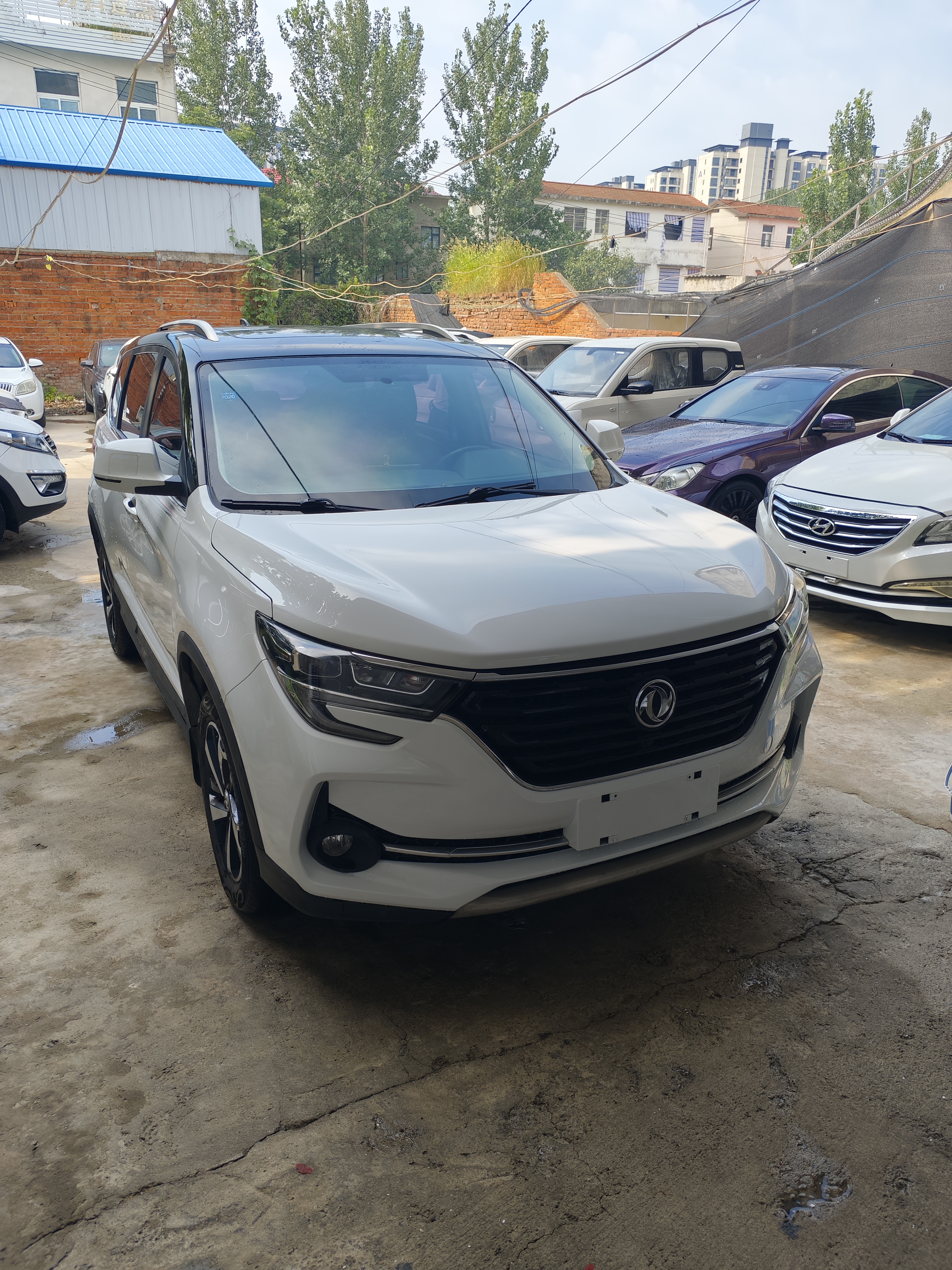 Forthing T5 L 2020 #4 Forthing T5 L 2020 car image #4