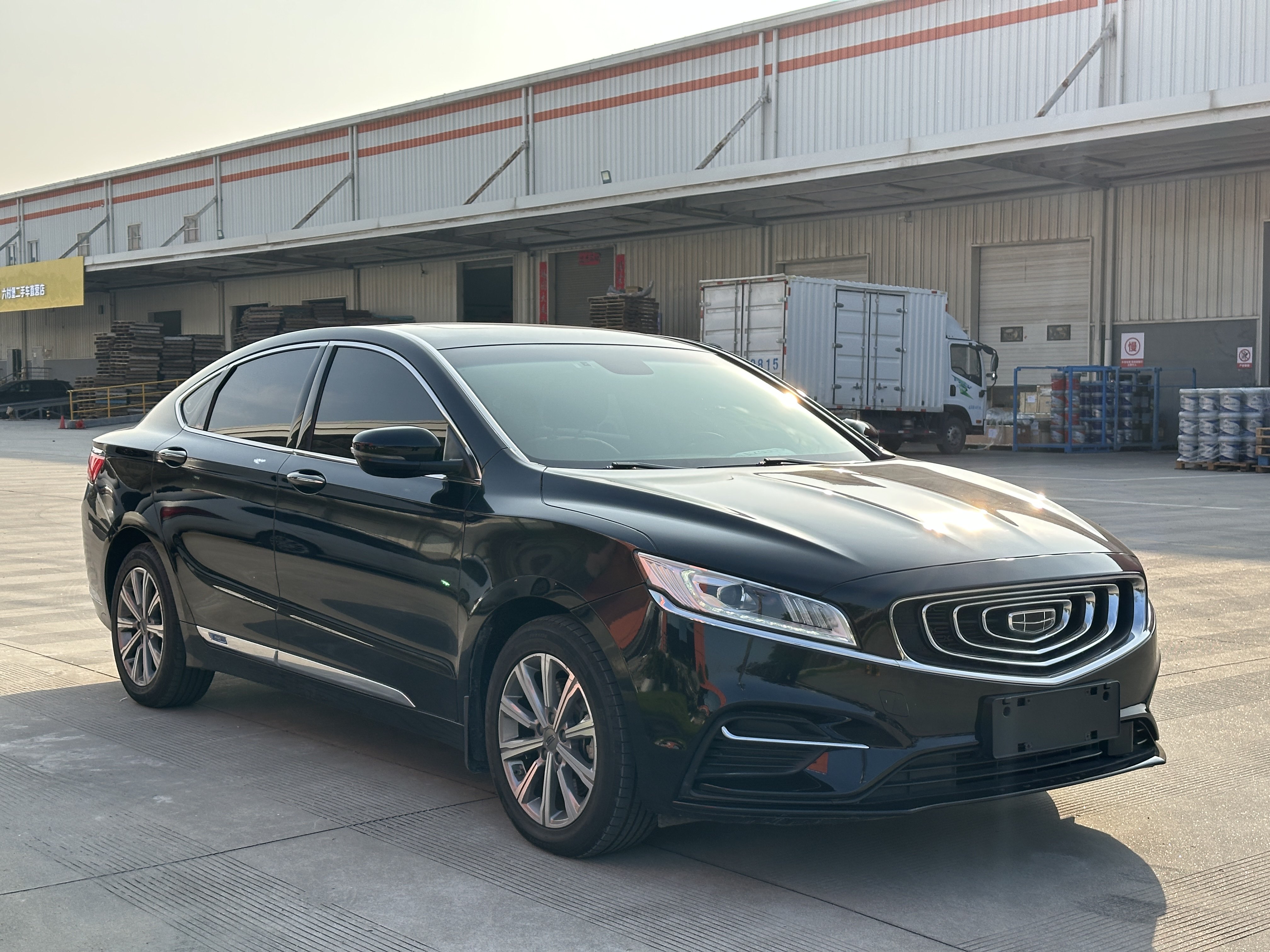 GEELY Ulion New Energy 2019 #4 GEELY Ulion New Energy 2019 car image #4