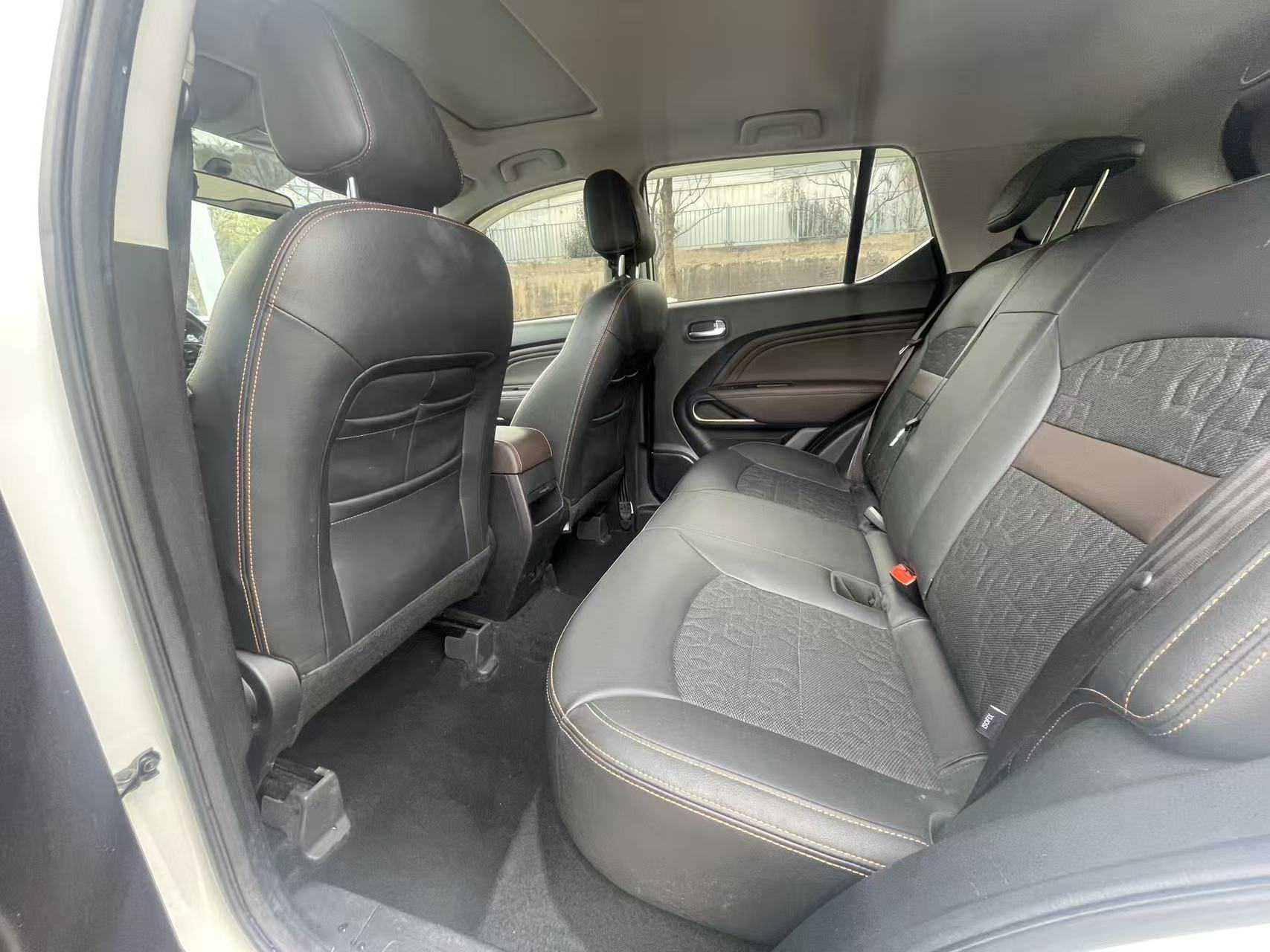 GAC Trumpchi GS3 2019 car image #4