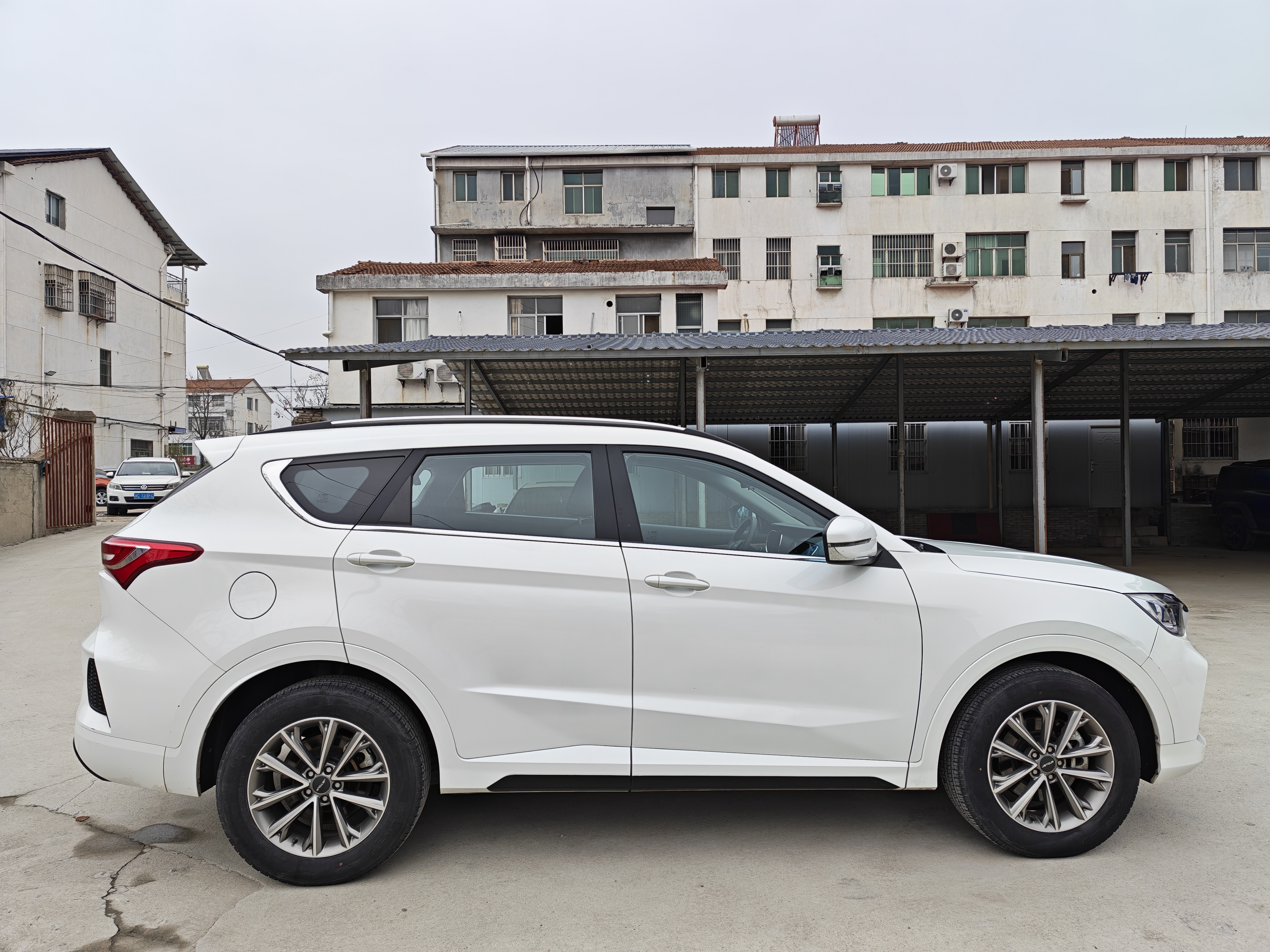 Jetour X70 2021 #4 Jetour X70 2021 car image #4