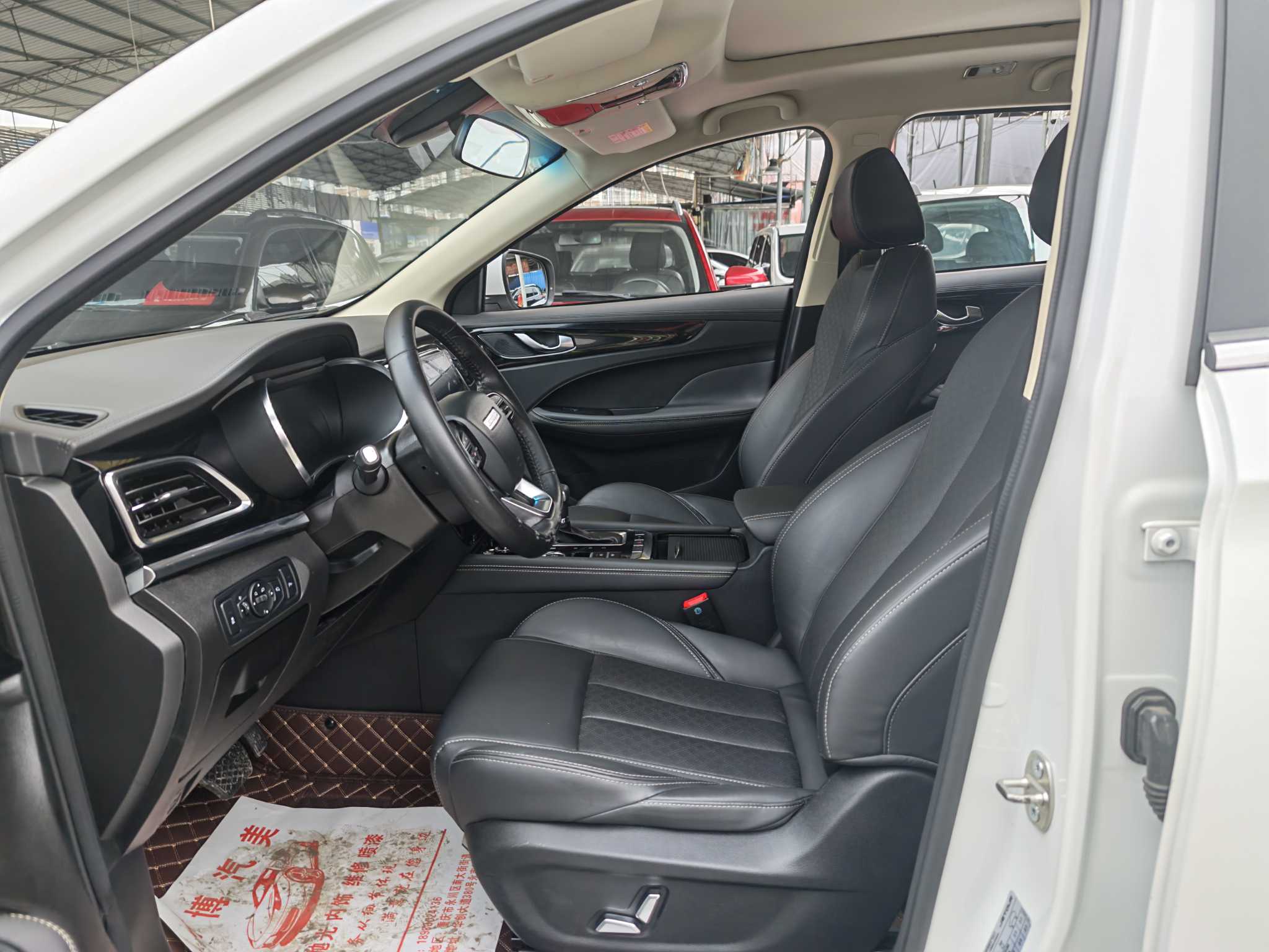 X70 2019 #4 X70 2019 car image #4