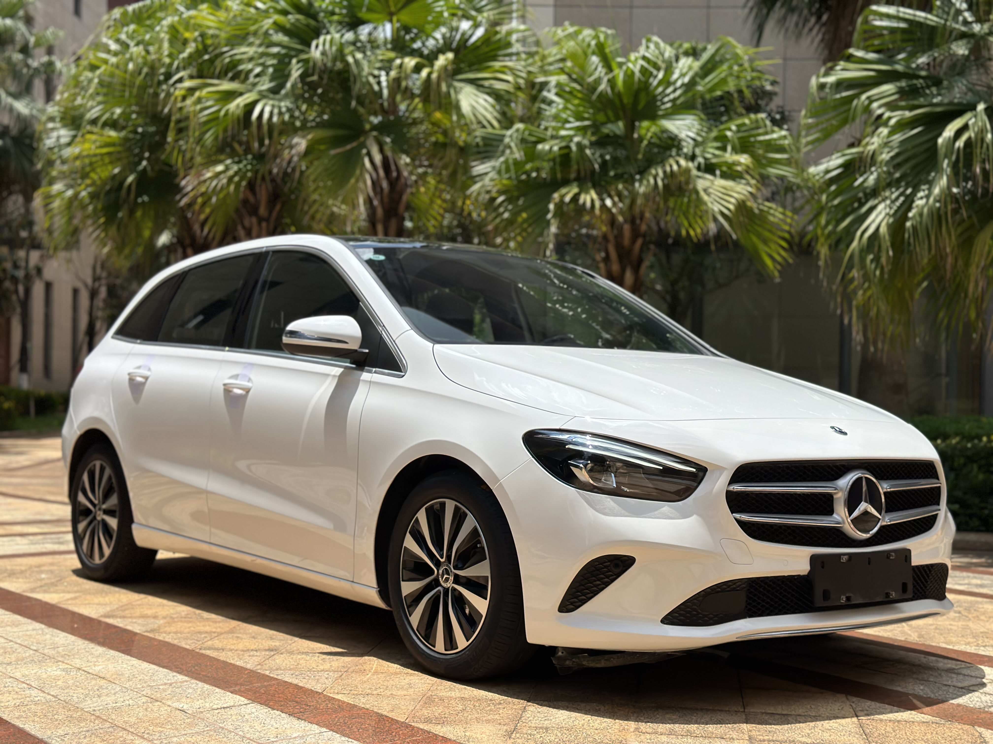 Mercedes-Benz B Class 2020 car image #4