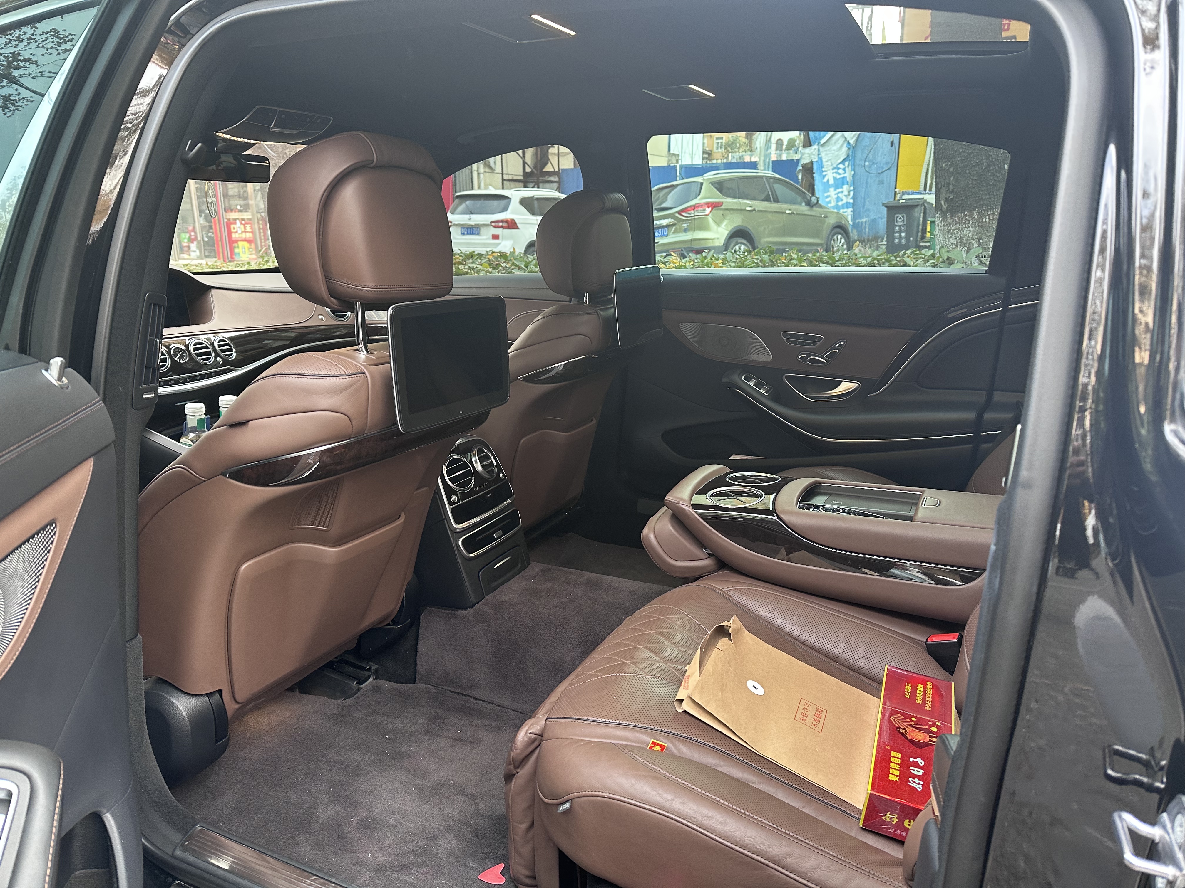 Mercedes-Benz Maybach S Class 2020 car image #4
