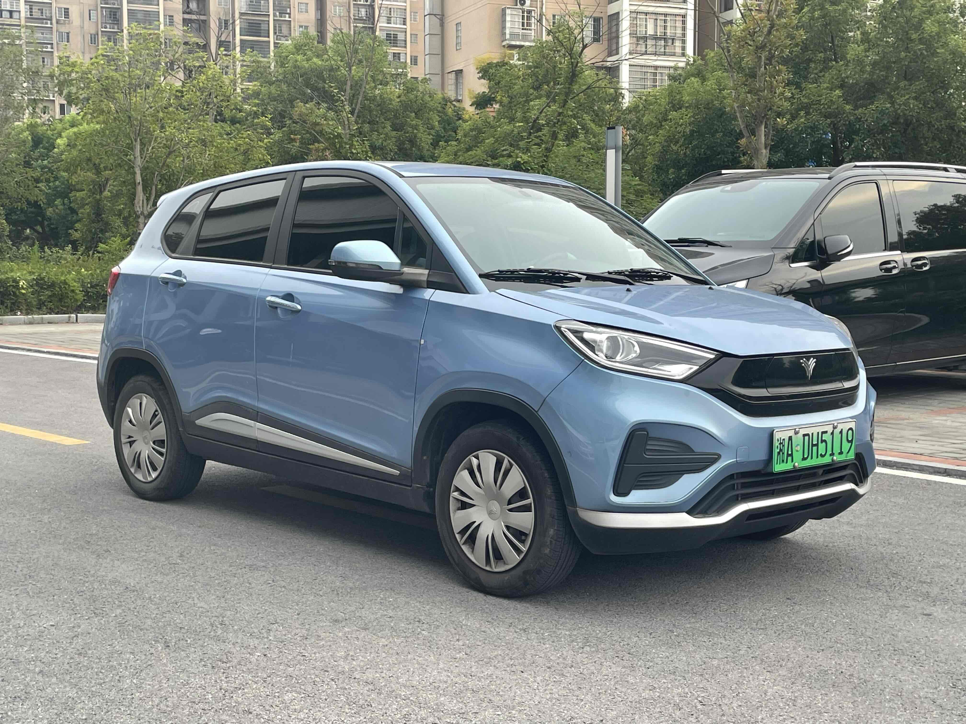 哪吒汽车 哪吒N01 2020 汽车图片 #4