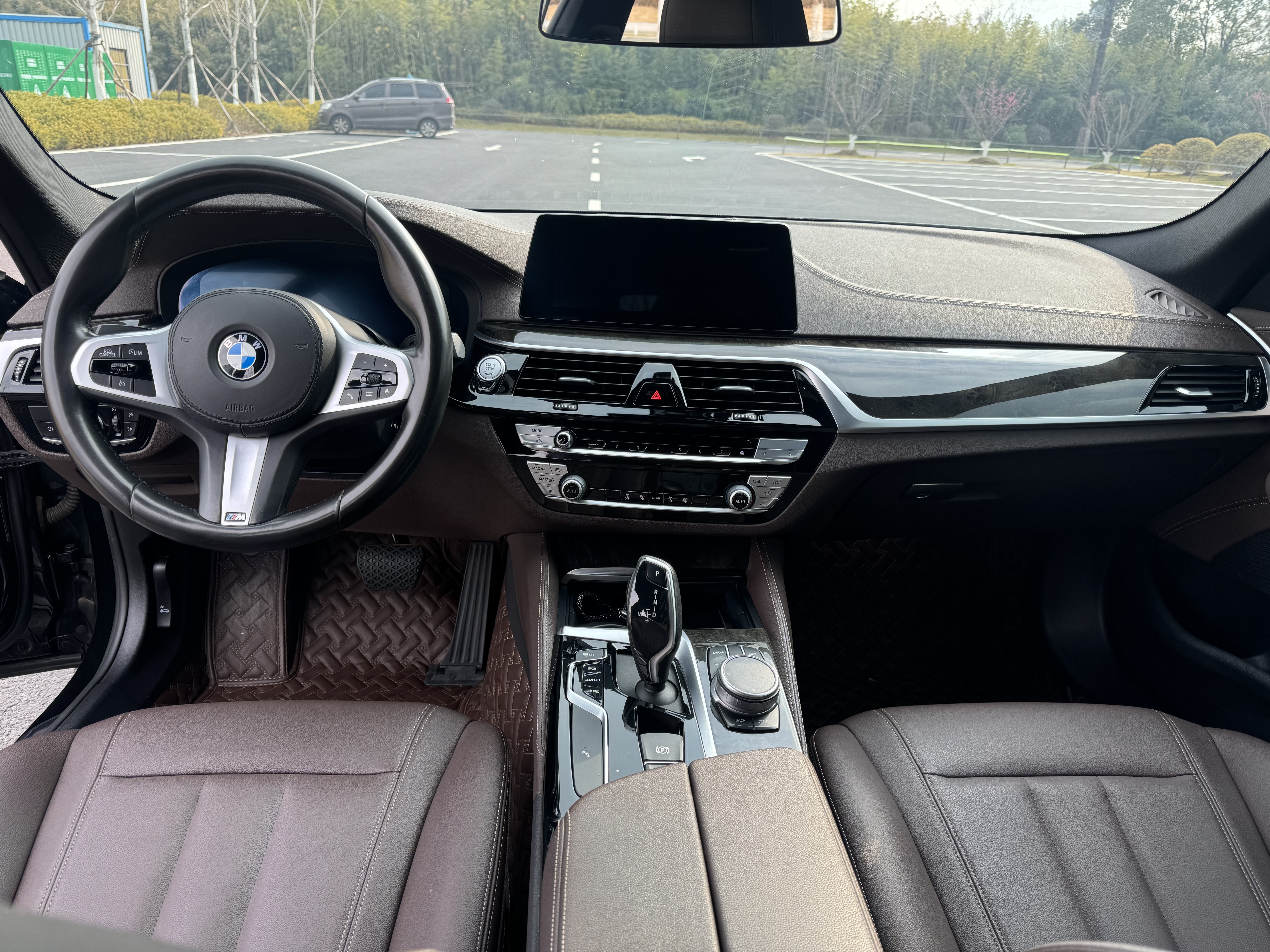 BMW 5 Series 2019 #4 BMW 5 Series 2019 car image #4