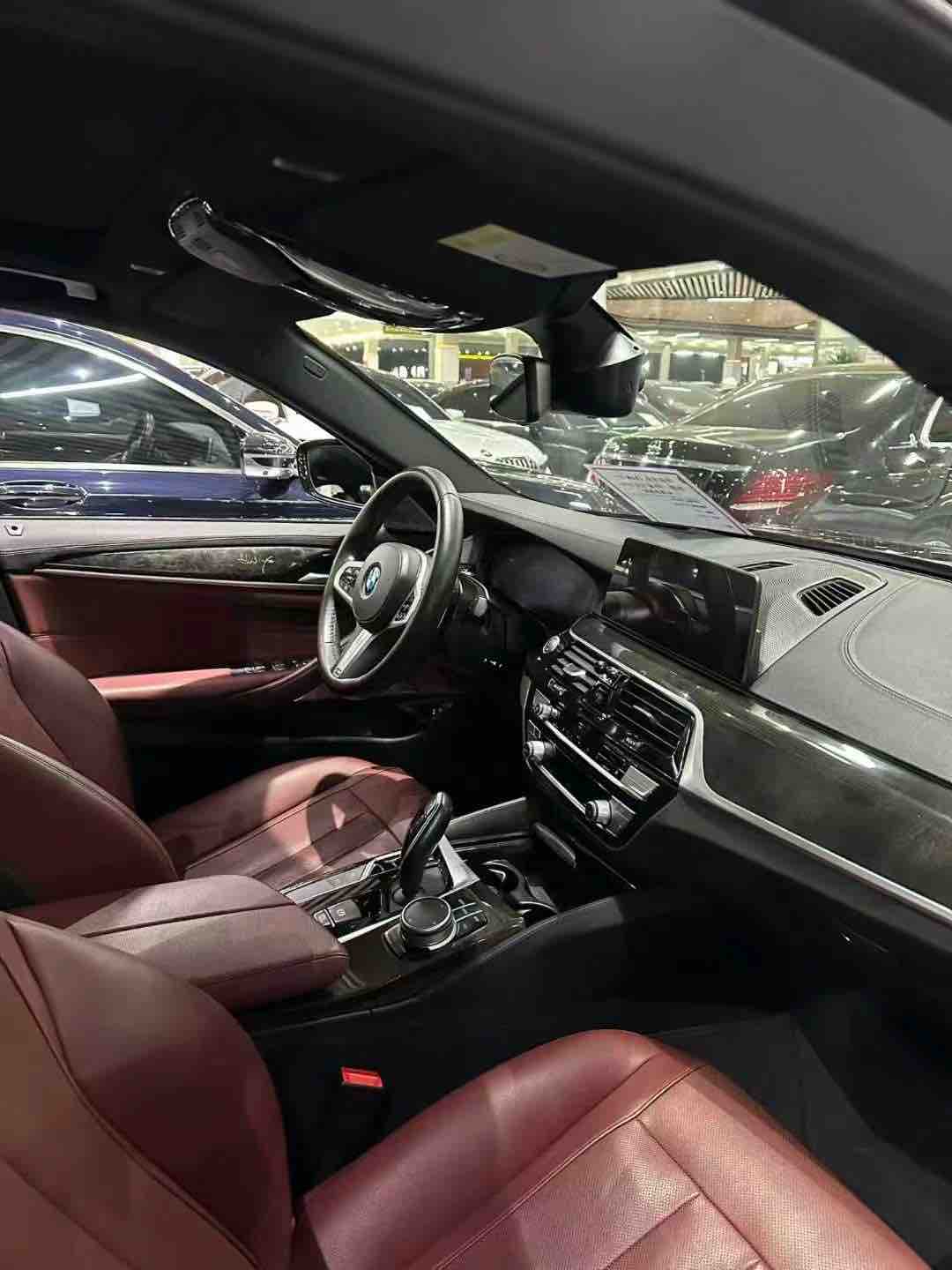 BMW 5 Series 2020 #4 BMW 5 Series 2020 car image #4