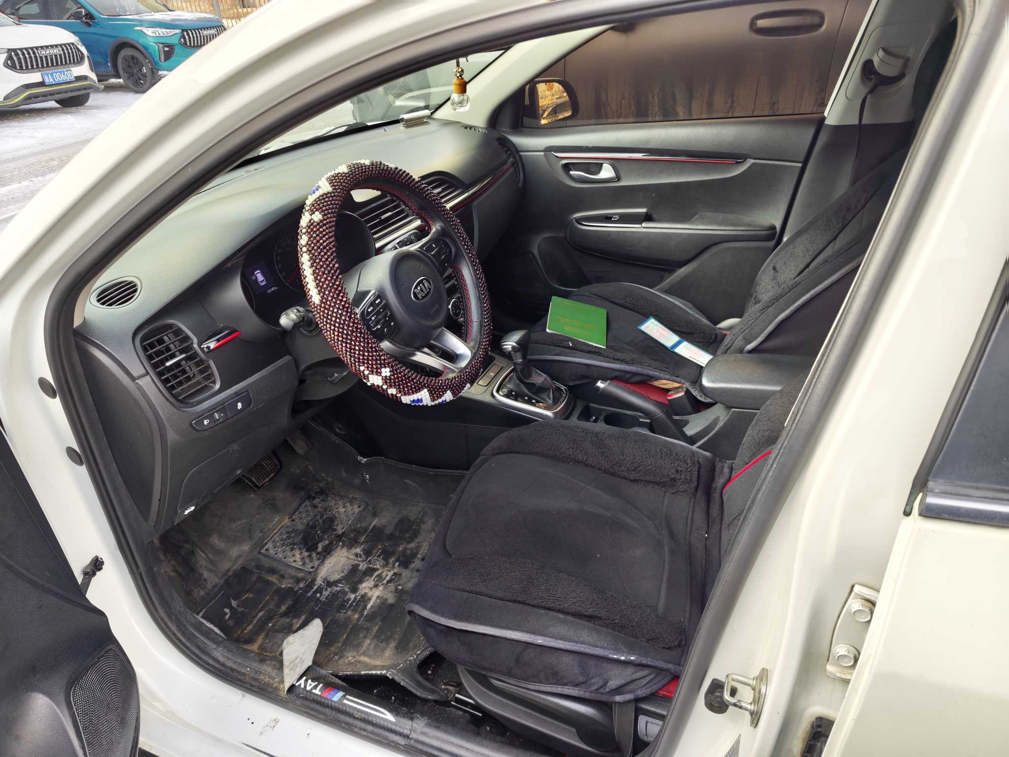 Kia Rio Cross 2020 car image #4