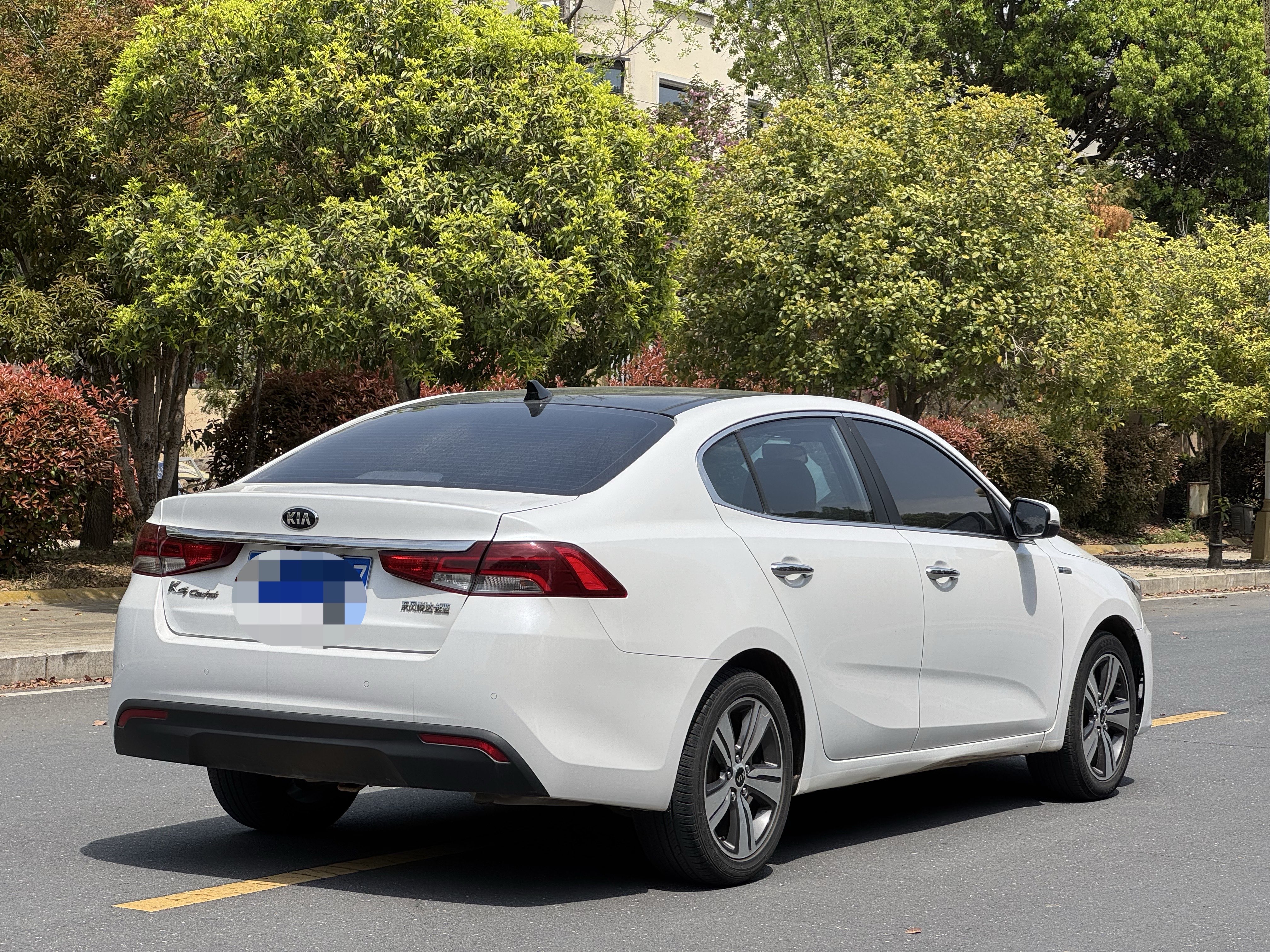 Kia K5 2020 imagen de coche #4