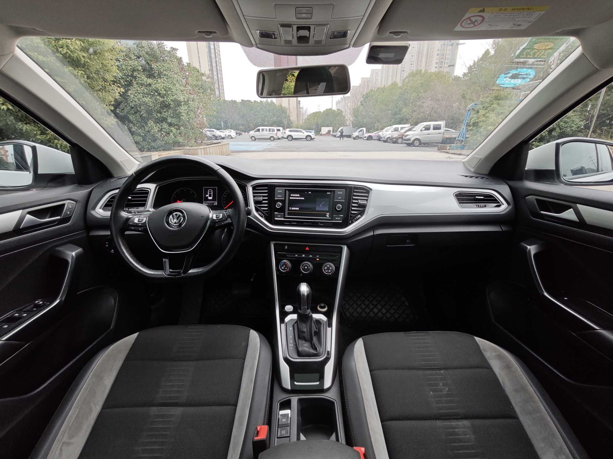 Volkswagen T-Roc 2020 #4 Volkswagen T-Roc 2020 car image #4