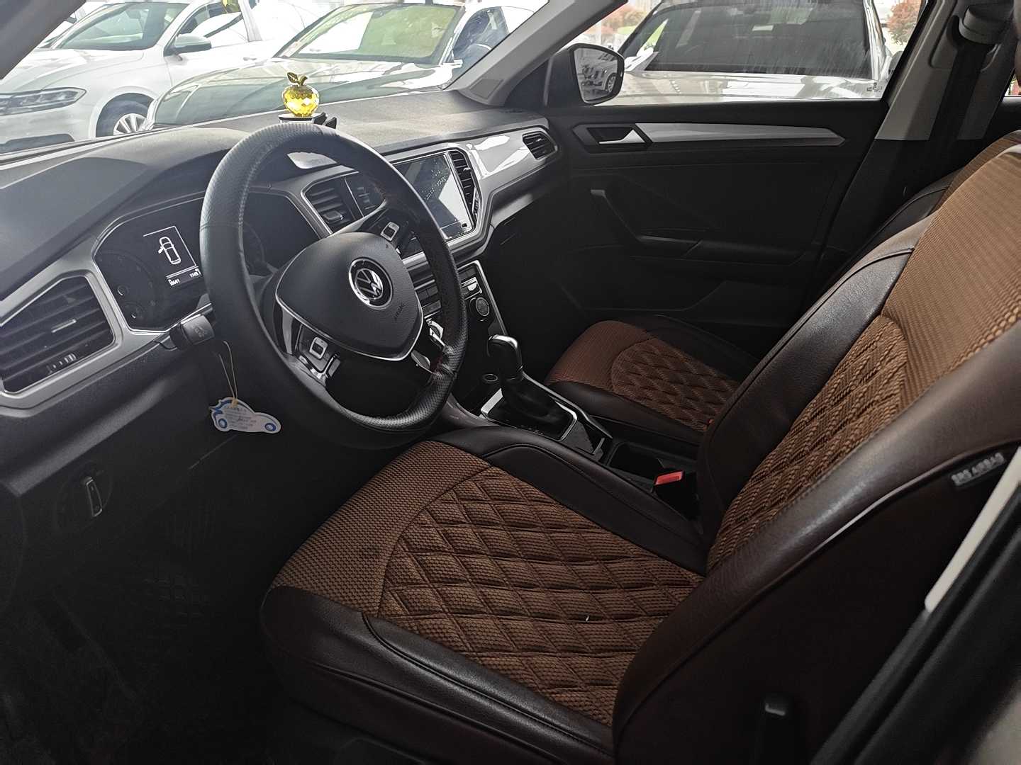 T-Roc 2021 #4 T-Roc 2021 immagine di auto #4