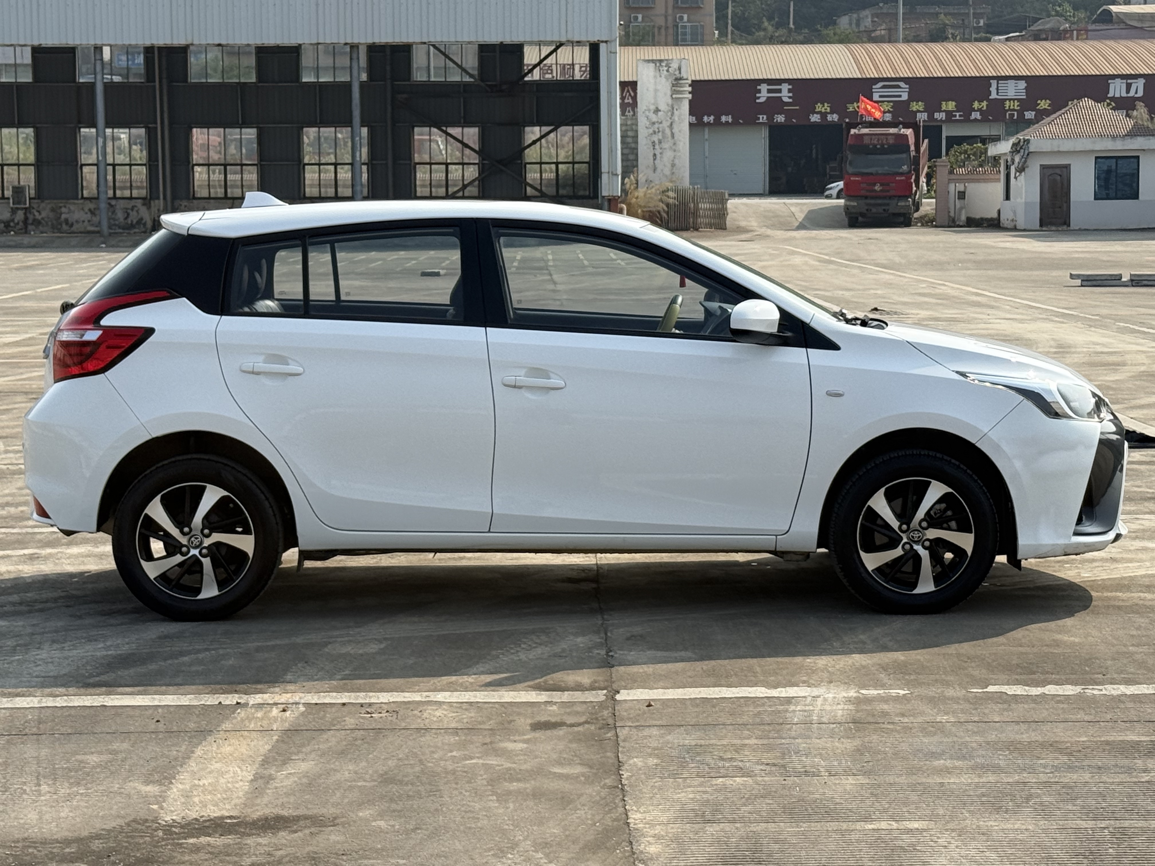 Yaris L Zhixuan 2020 #4 Yaris L Zhixuan 2020 car image #4