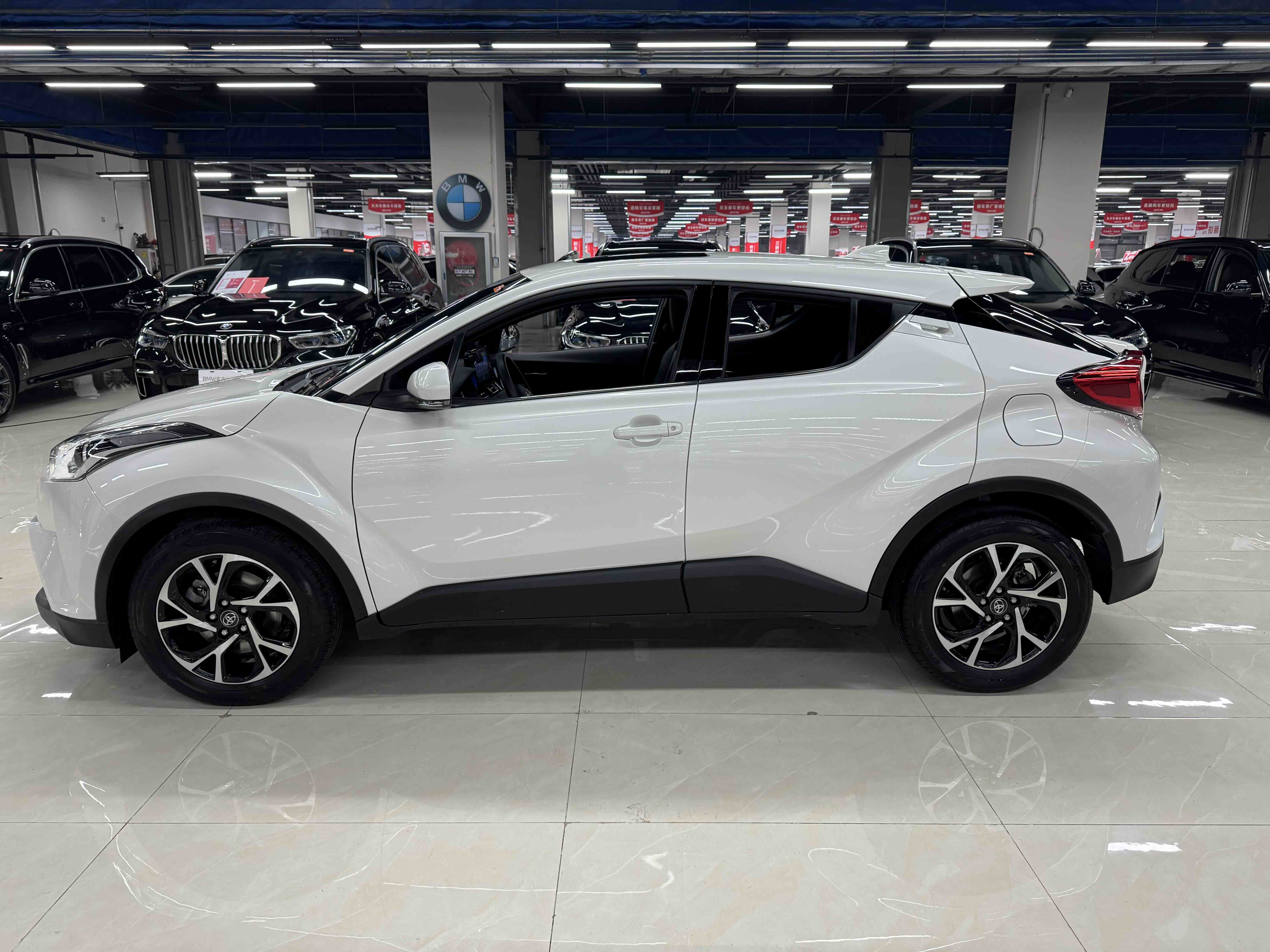 Toyota 2021 car image #4