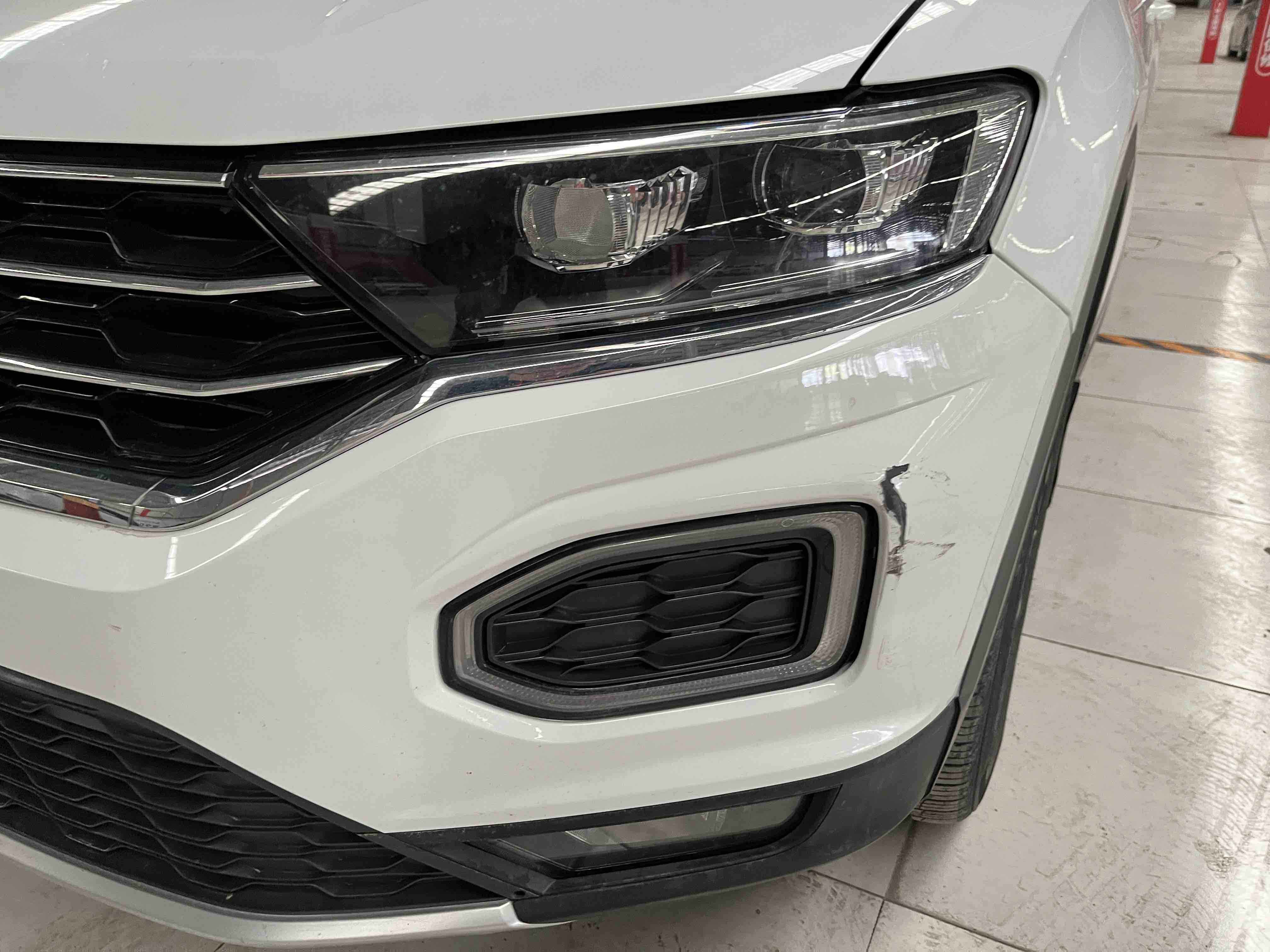 T-Roc 2021 car image #4