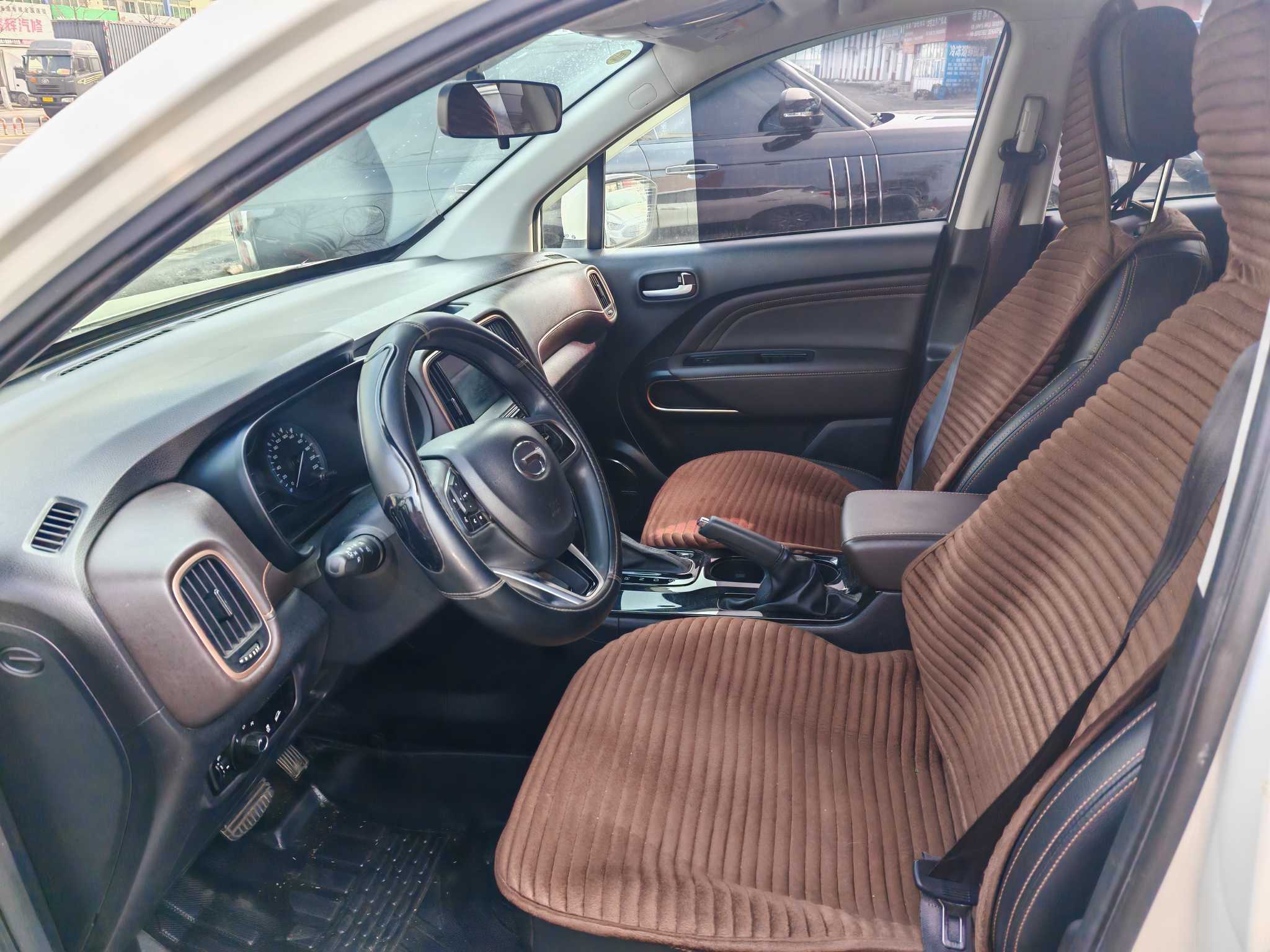 GAC Trumpchi GS3 2020 car image #4