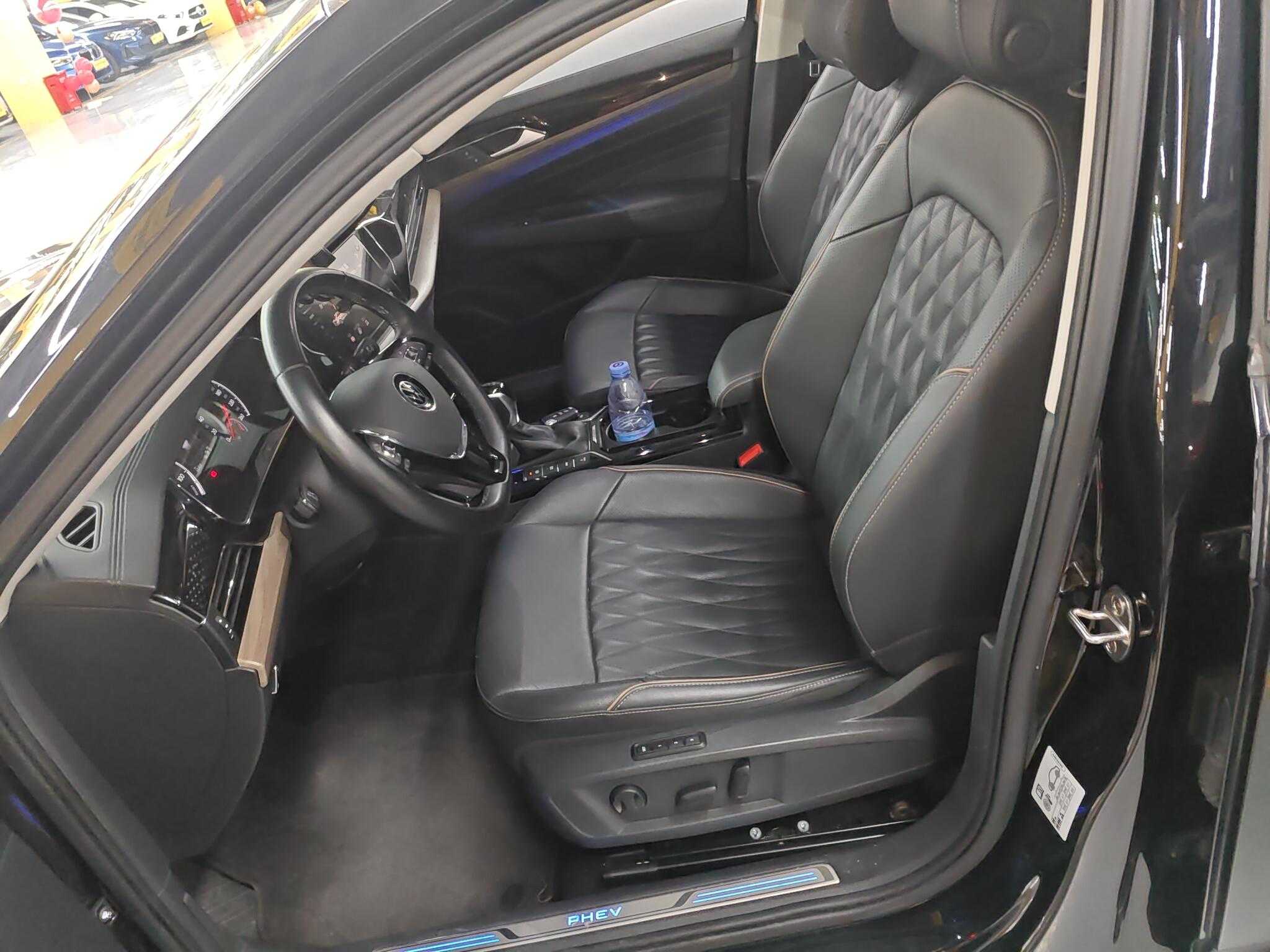 Volkswagen Passat New Energy 2021 #4 Volkswagen Passat New Energy 2021 صورة سيارة #4