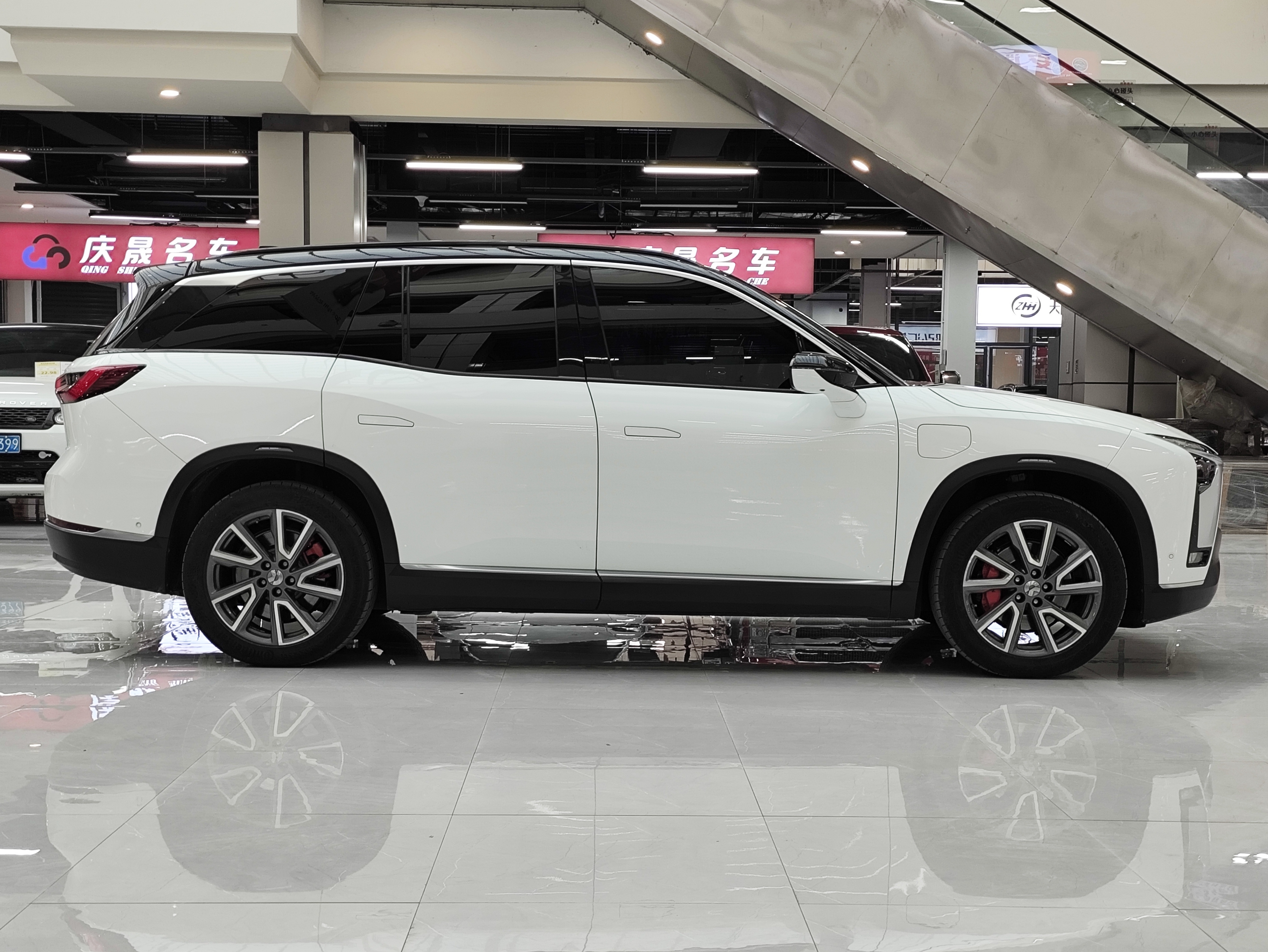 蔚来 蔚来ES8 2022 汽车图片 #4