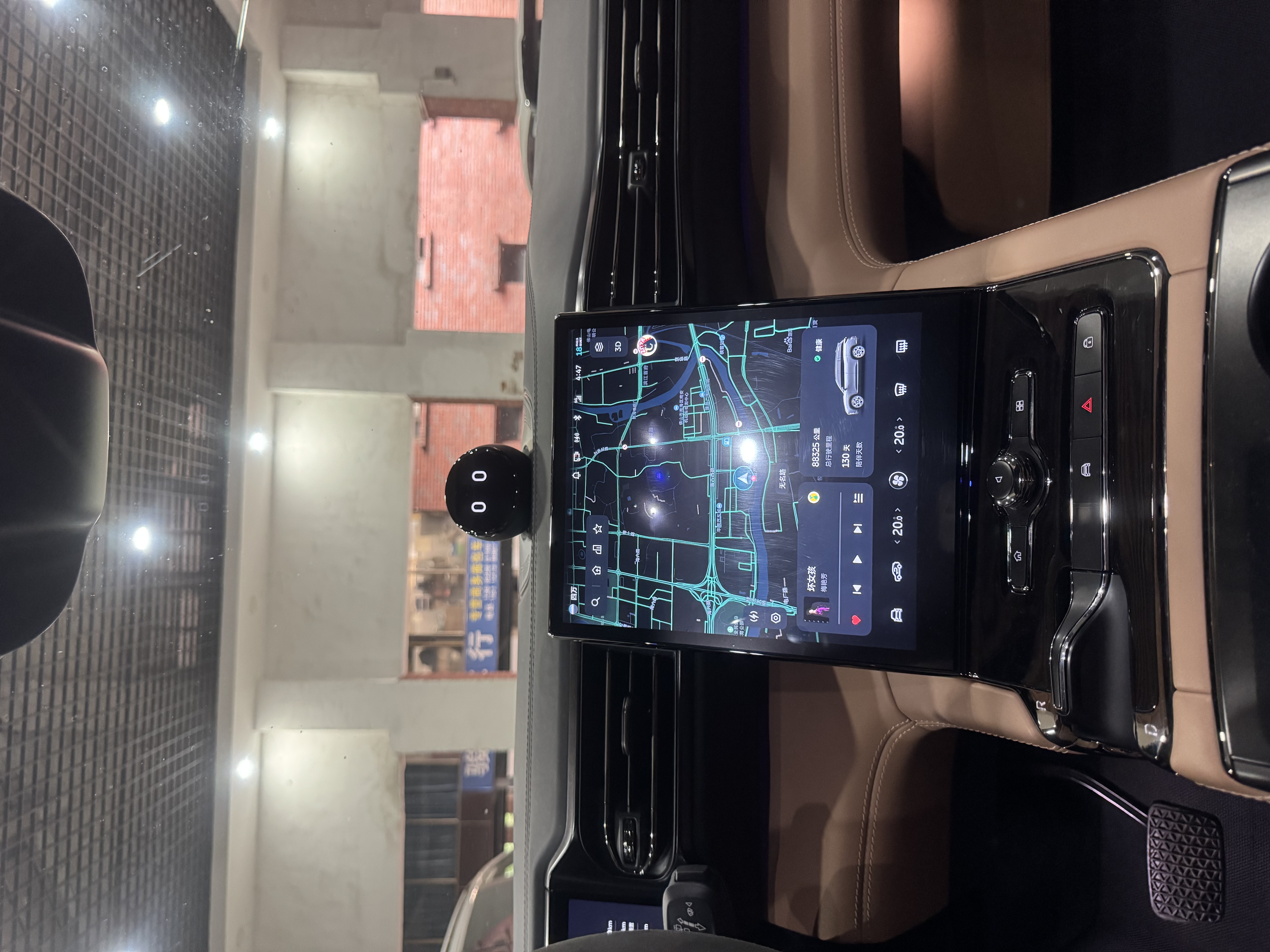 NIO ES8 2021 car image #4