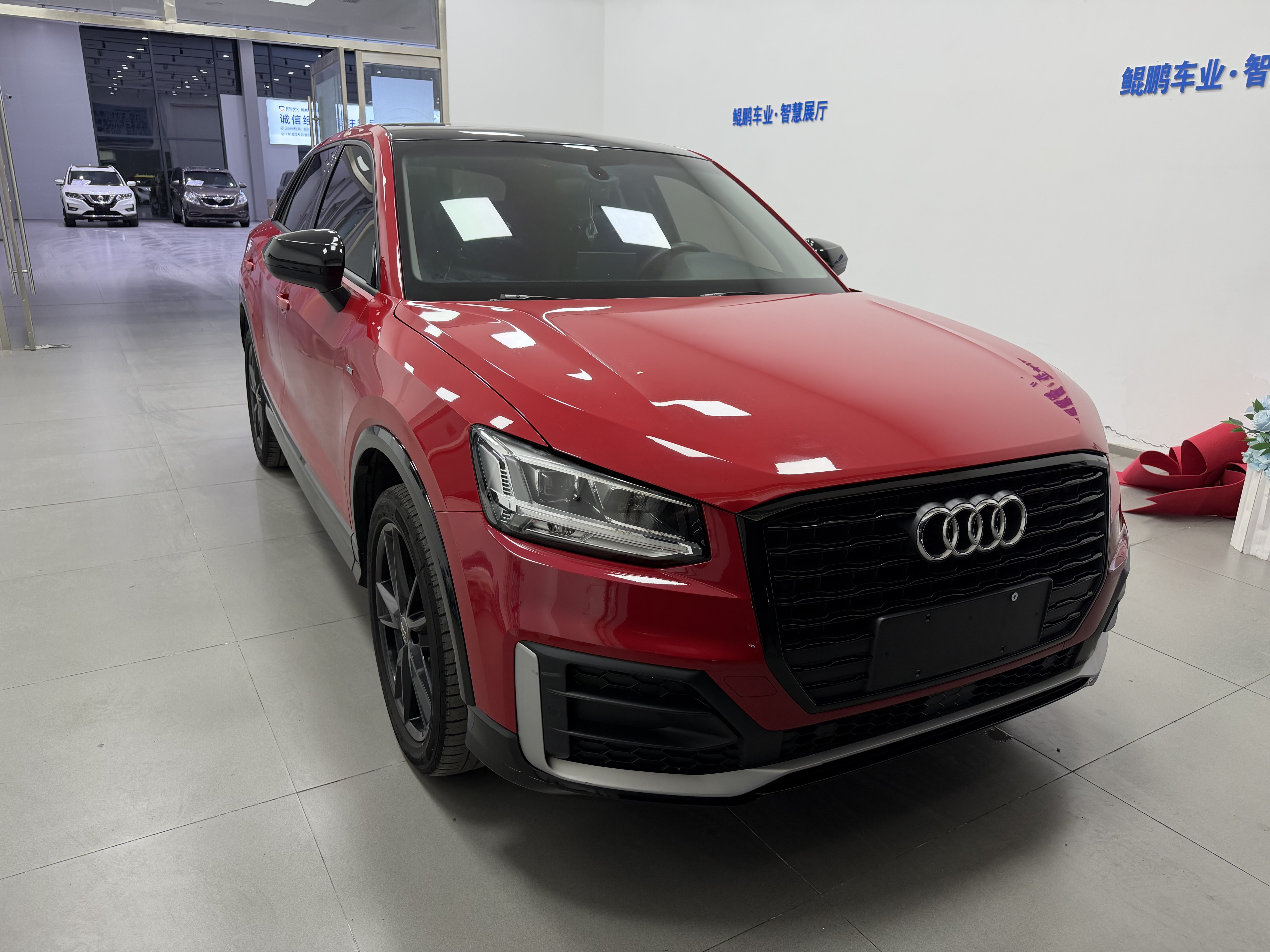 Audi Q2L 2020 car image #4