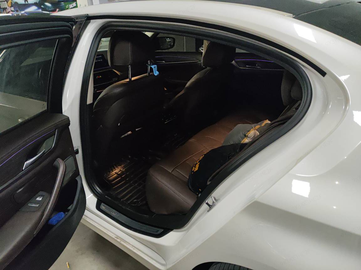 BMW 5 Series New Energy 2019 #4 BMW 5 Series New Energy 2019 car image #4