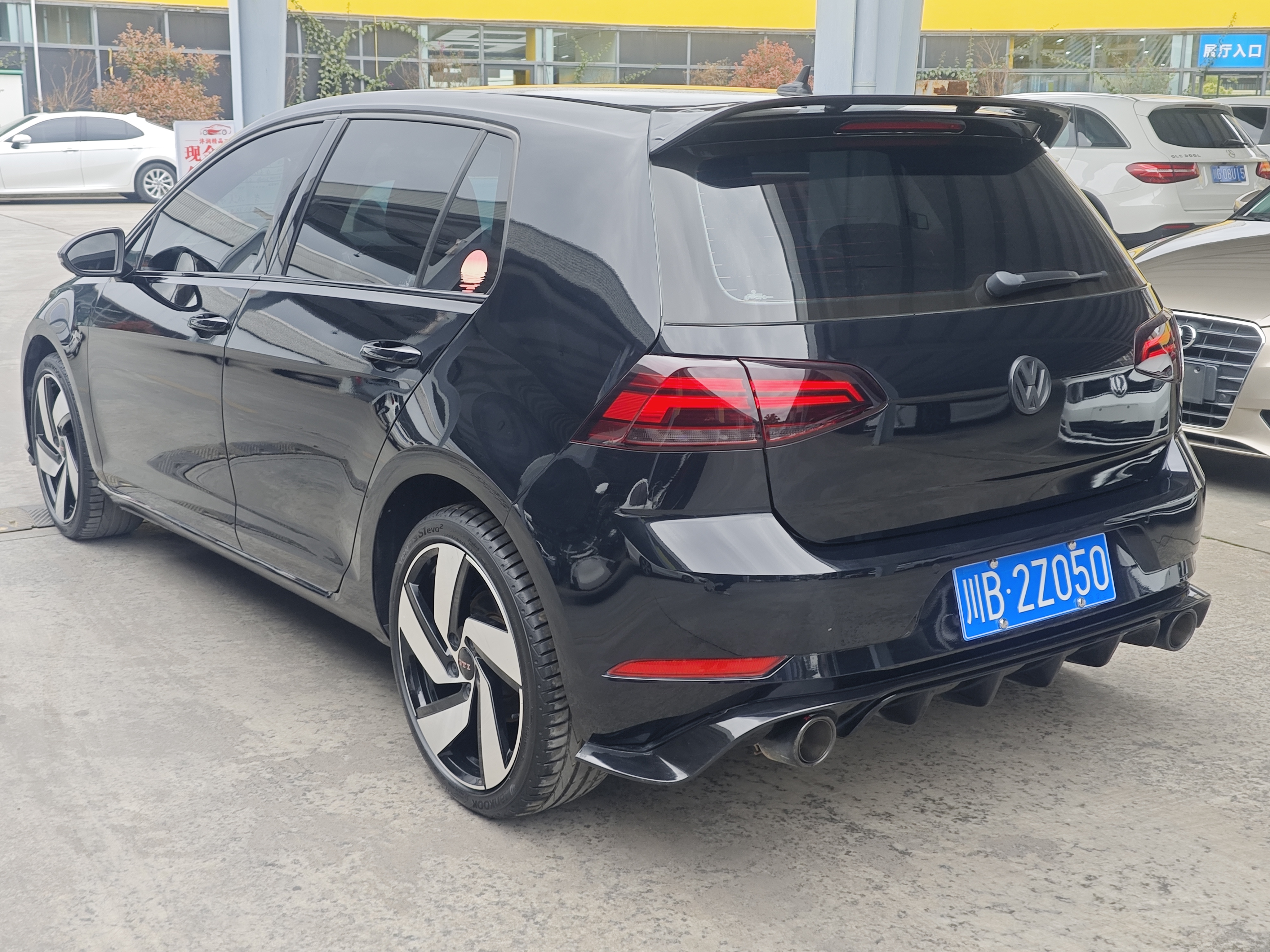 Volkswagen Golf 2020 #4 Volkswagen Golf 2020 car image #4