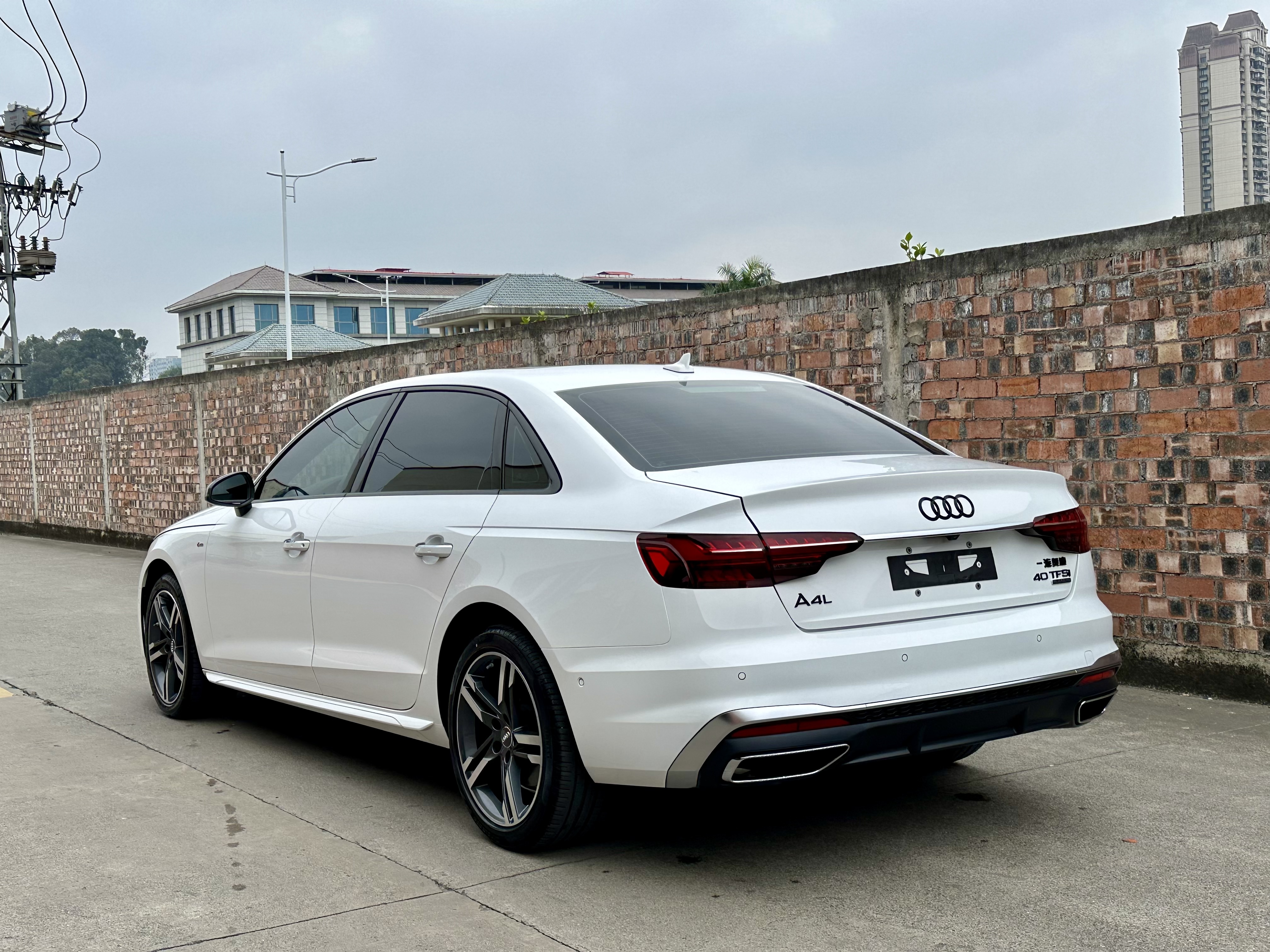 Audi A4L 2020 #4 Audi A4L 2020 car image #4