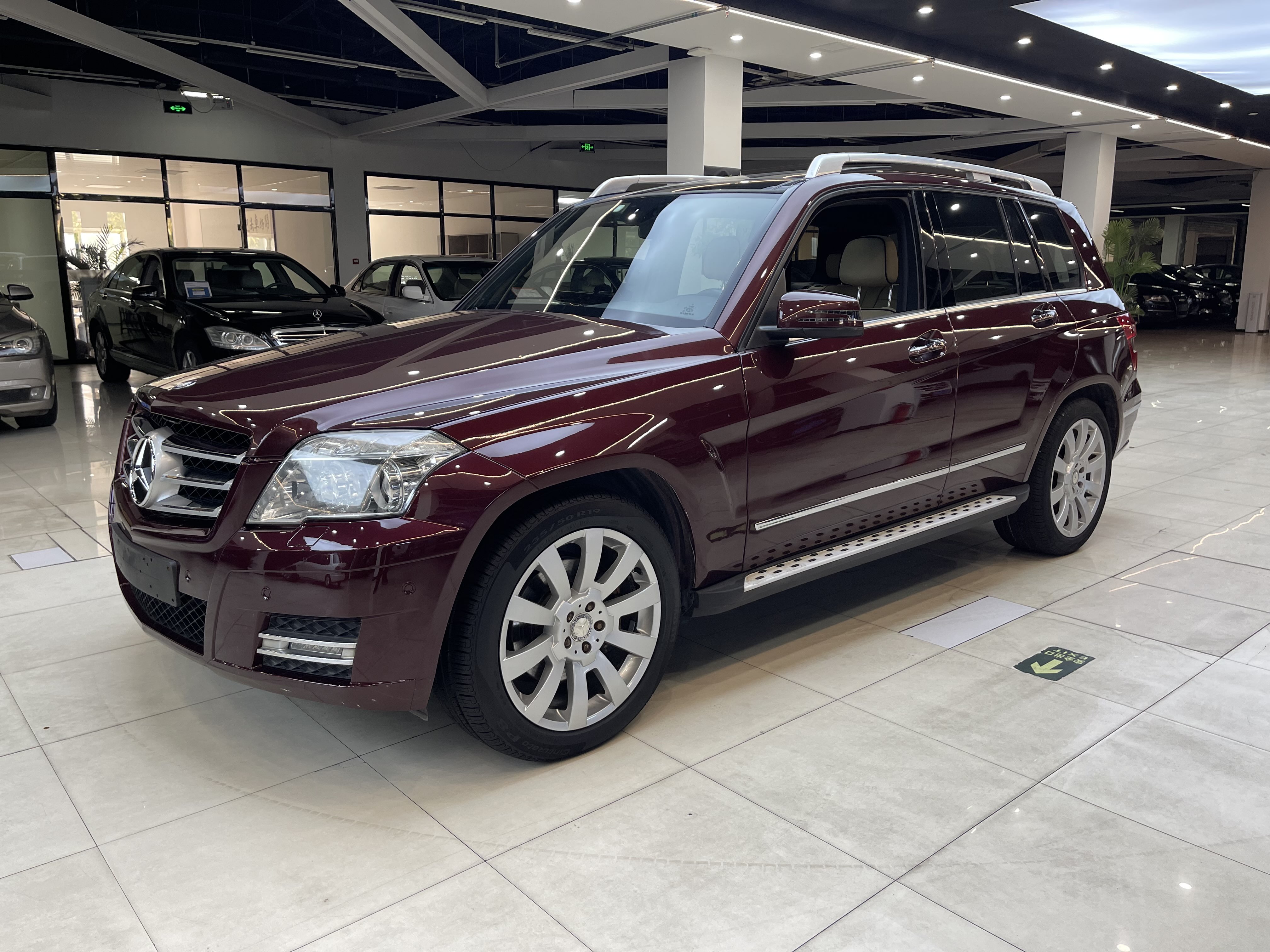 Mercedes-Benz GLK Class (Imported) 2010 car image #4