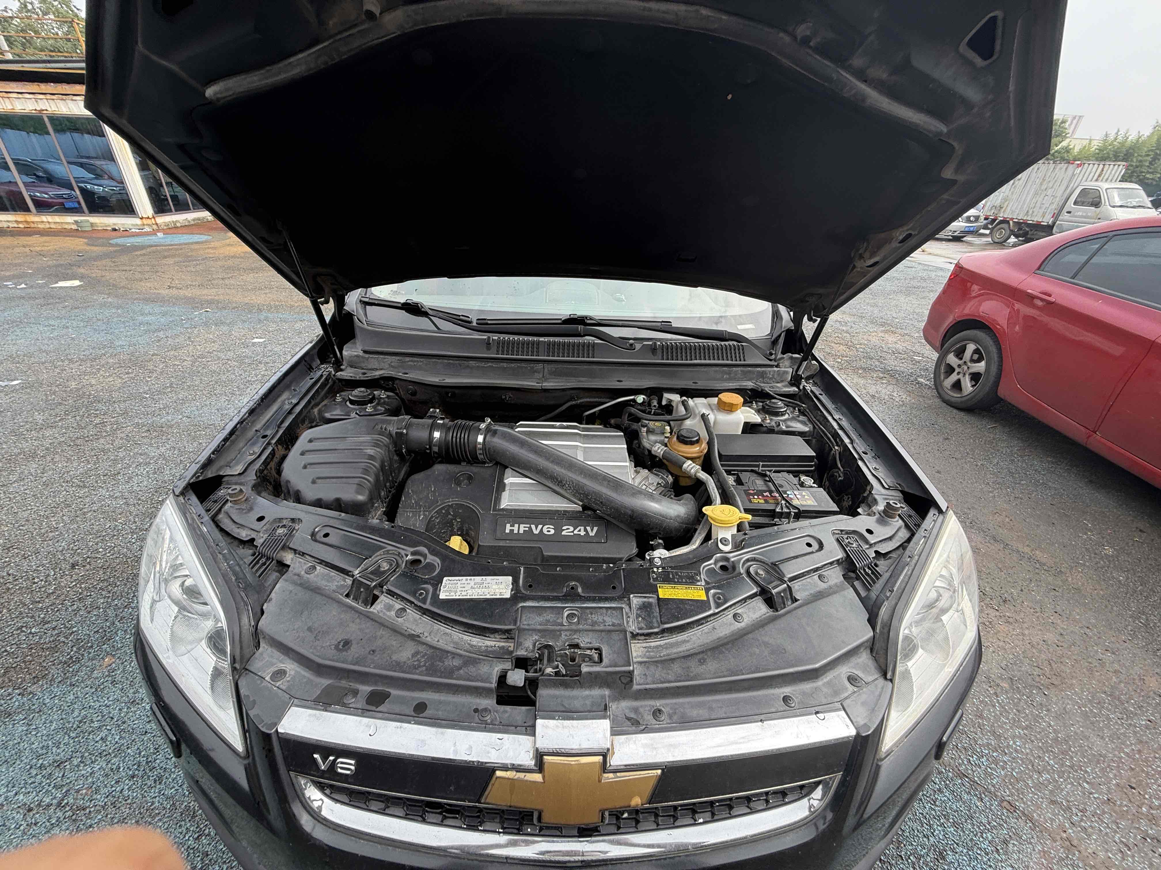 Chevrolet Captiva (Imported) 2010 car image #4