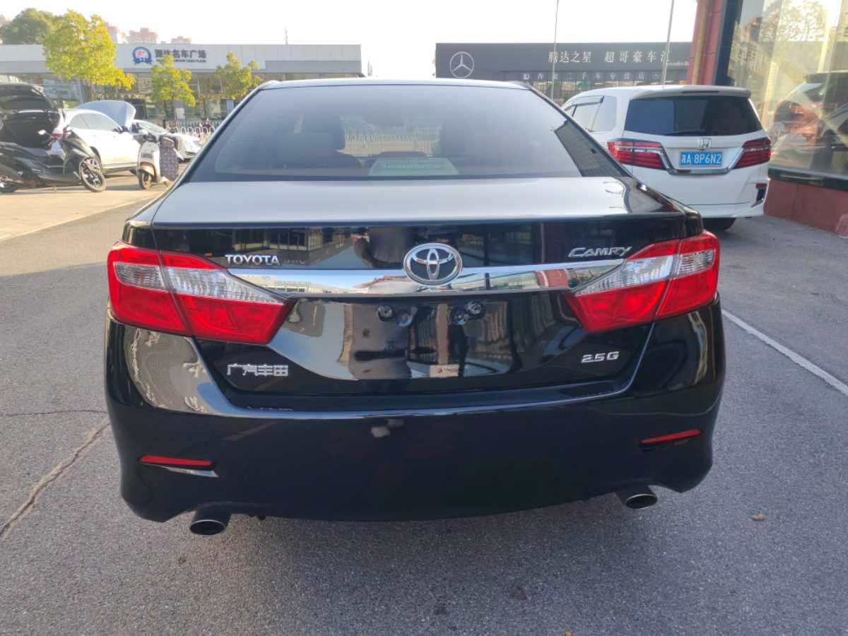 Toyota Camry 2014 صورة سيارة #4