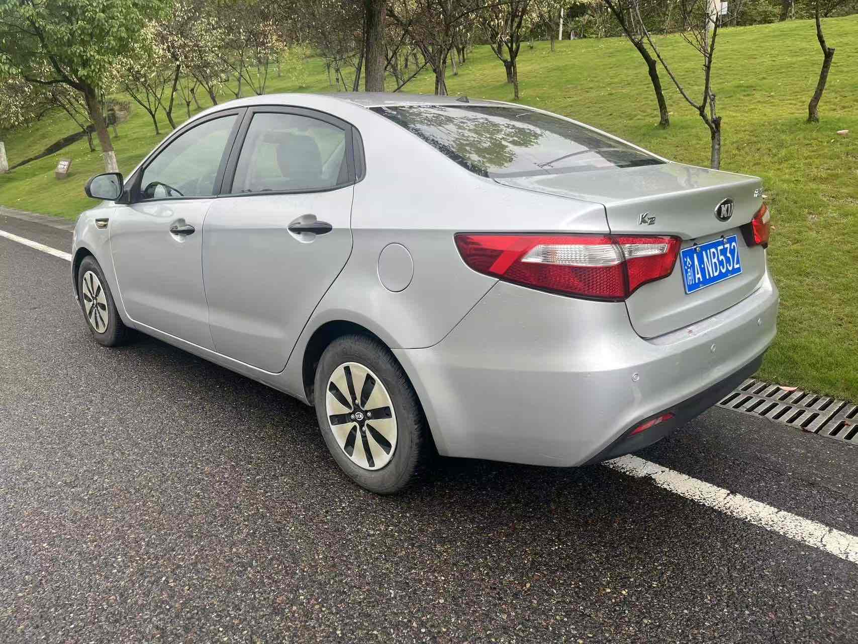 起亚 起亚K2 2014 汽车图片 #4