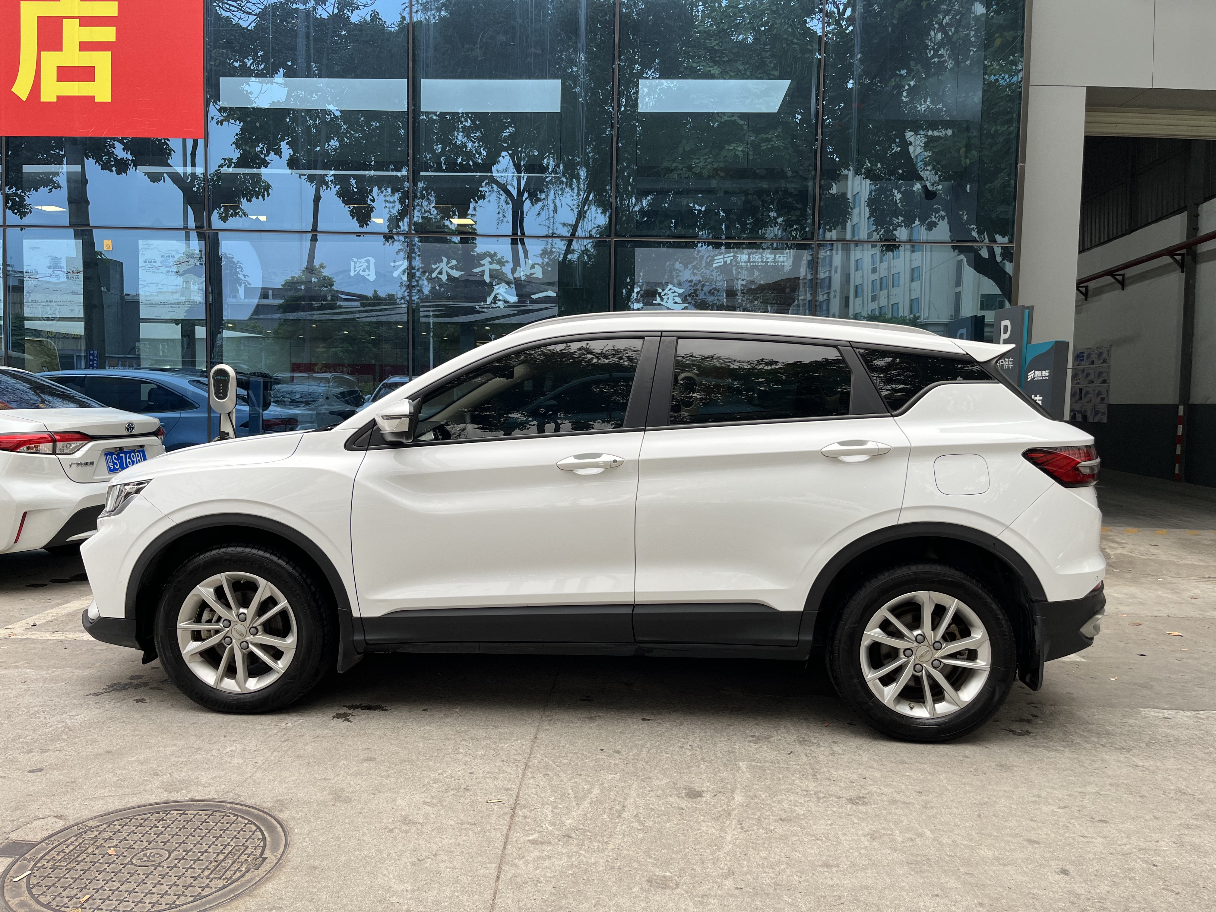 GEELY Coolray 2020 car image #4