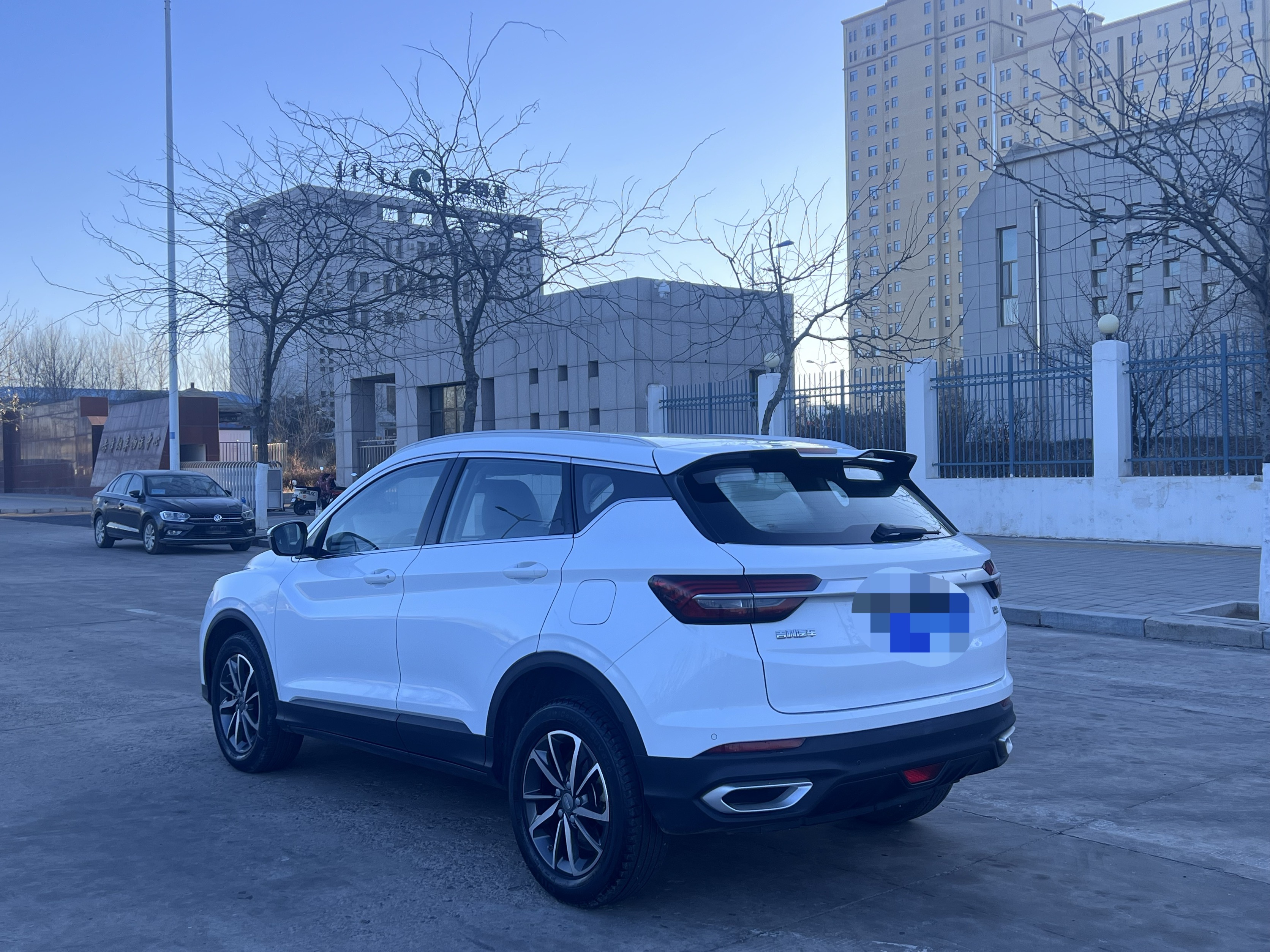GEELY Coolray 2021 car image #4
