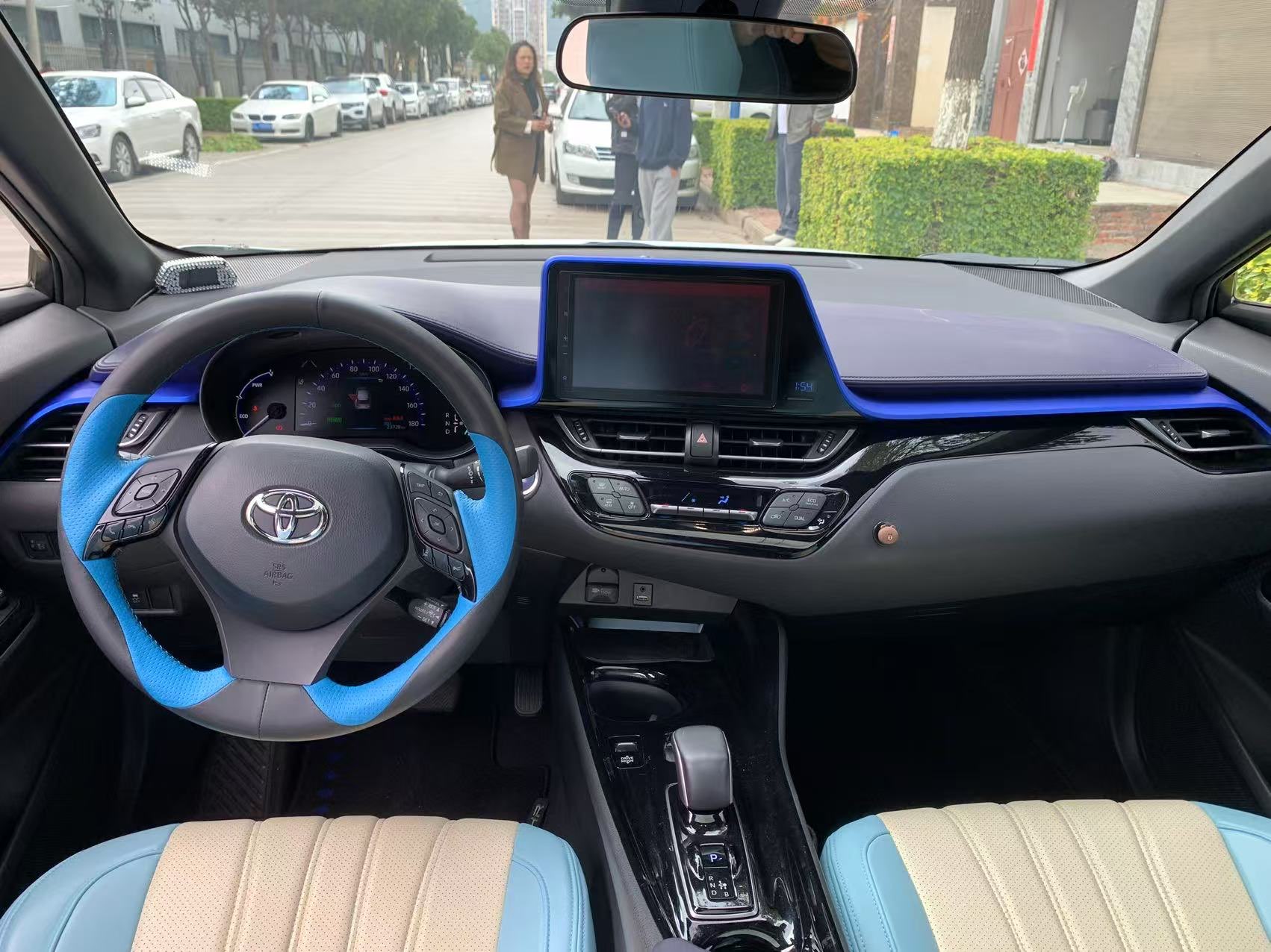 Toyota C-HR EV 2021 immagine di auto #4