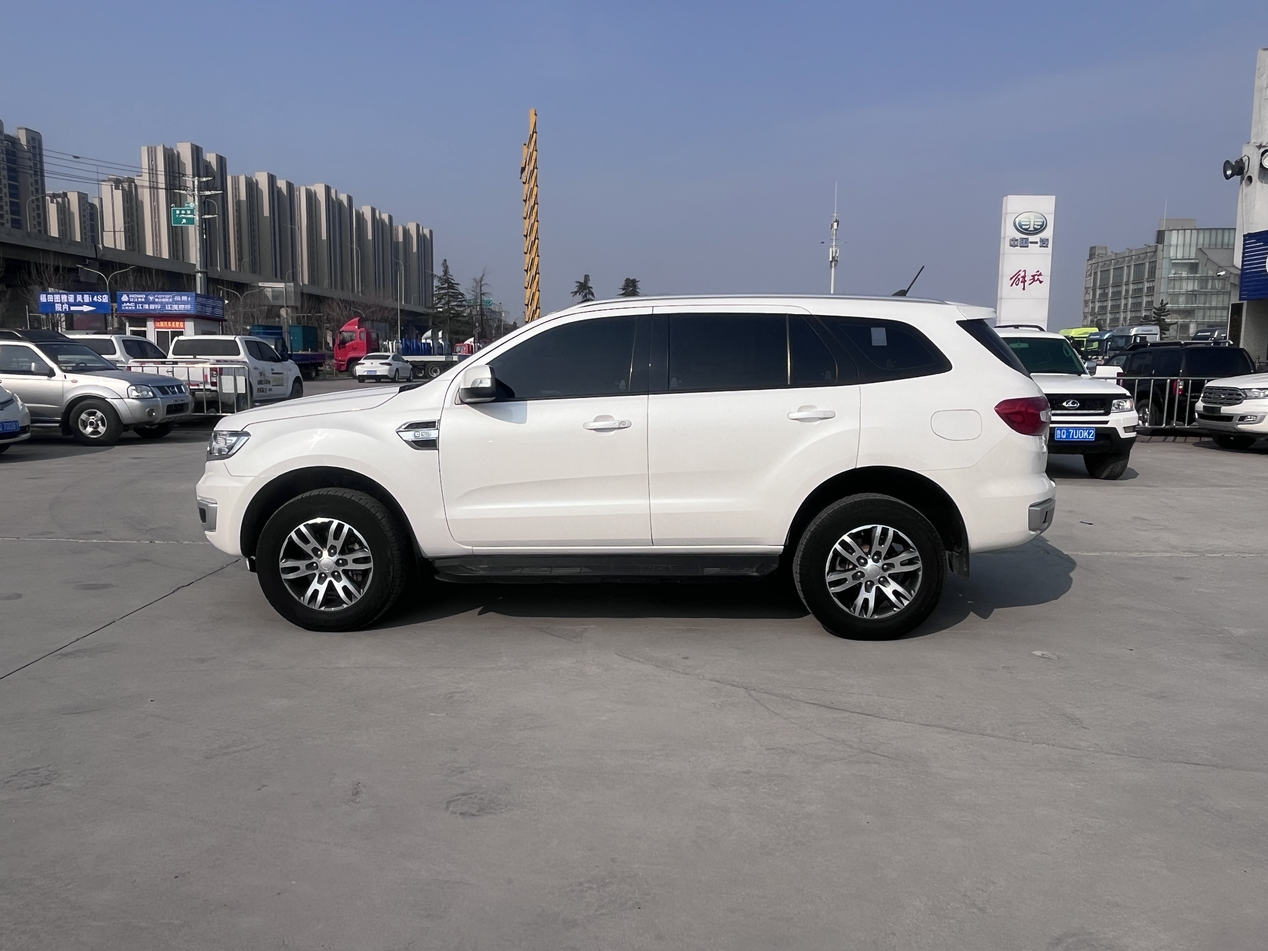 Ford Everest 2021 изображение автомобиля #4