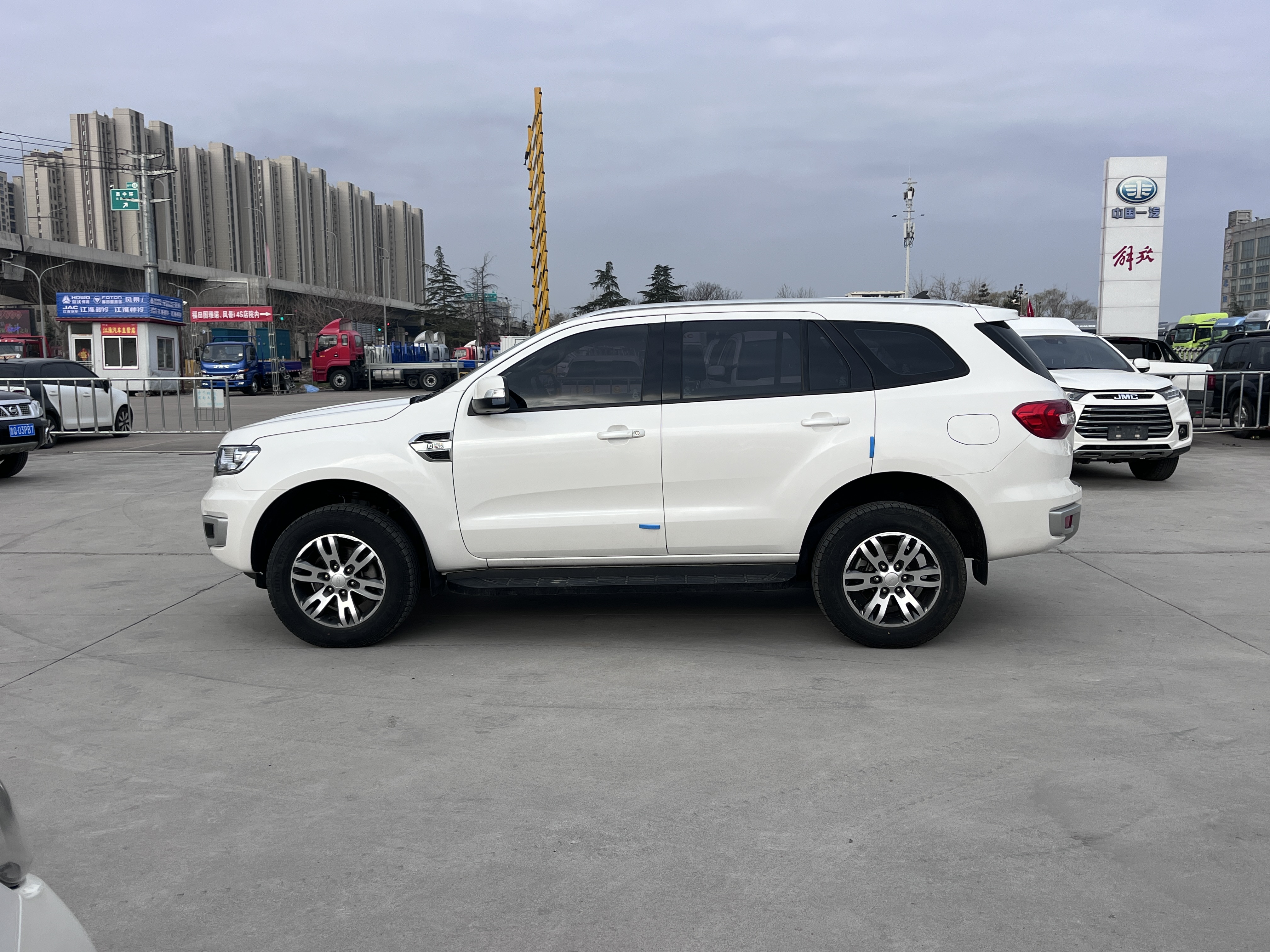 Ford Everest 2021 imagem de carro #4
