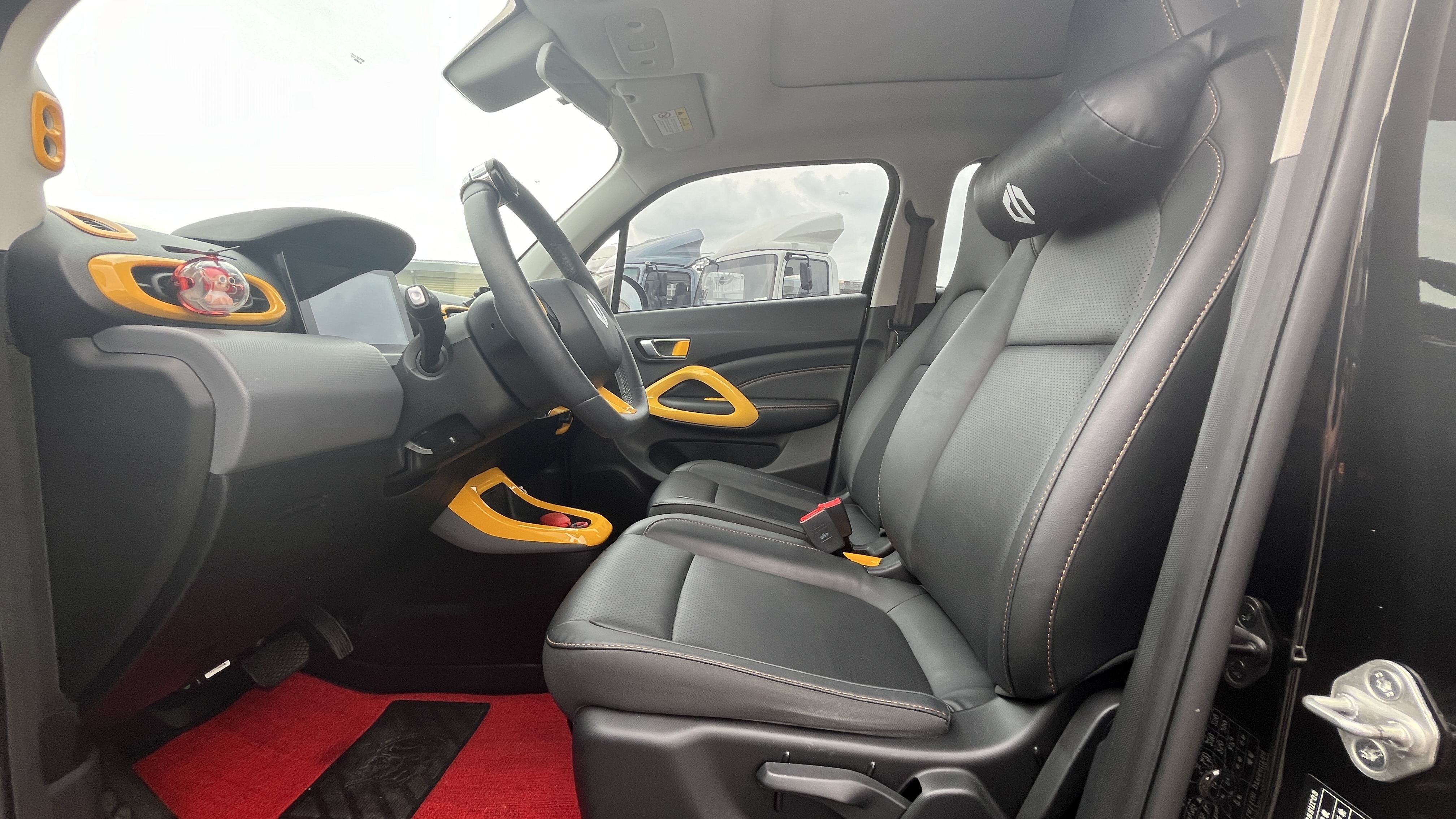 零跑汽车 零跑T03 2021 汽车图片 #4