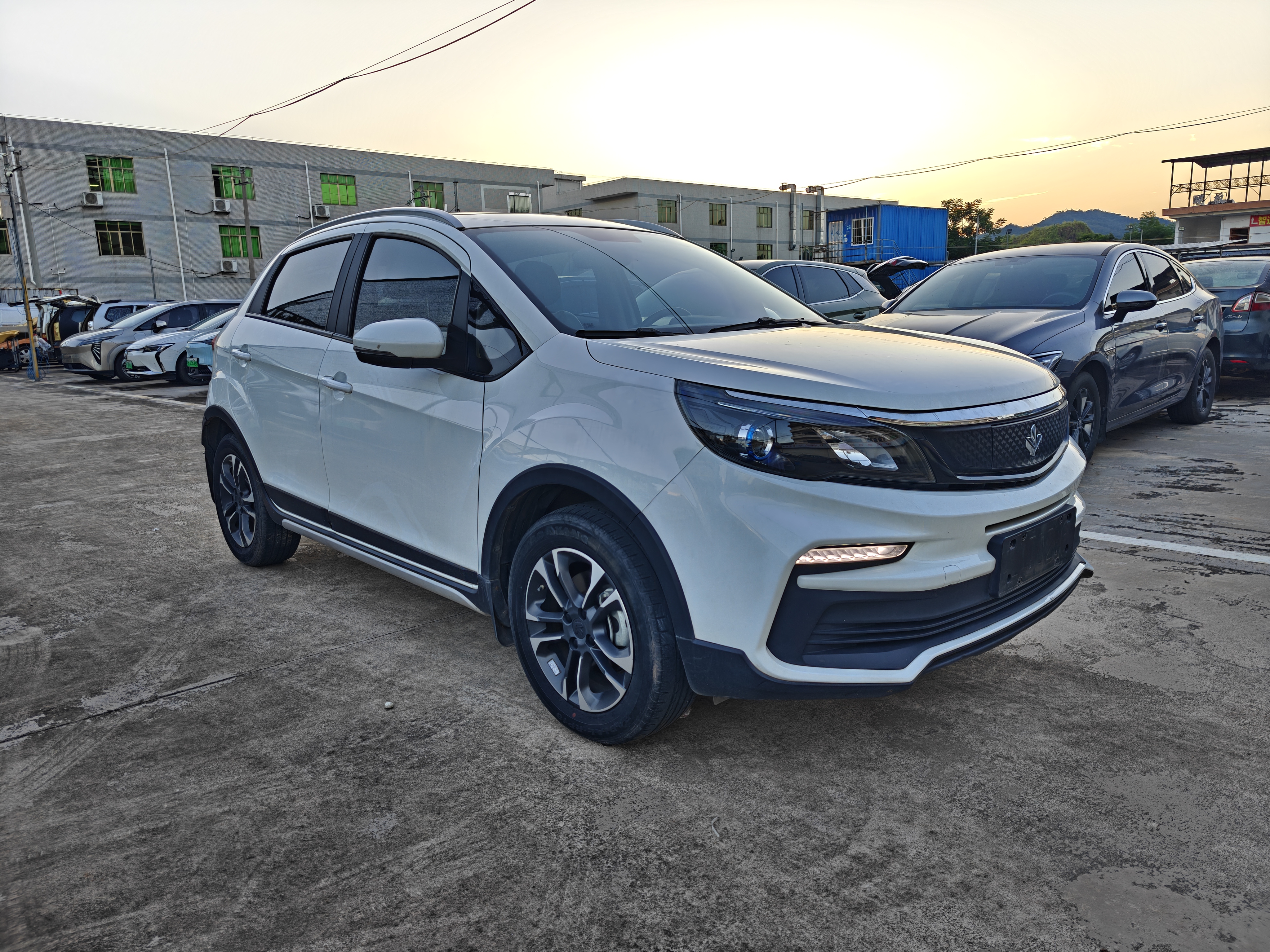 Livan Maple 30X 2021 imagen de coche #4