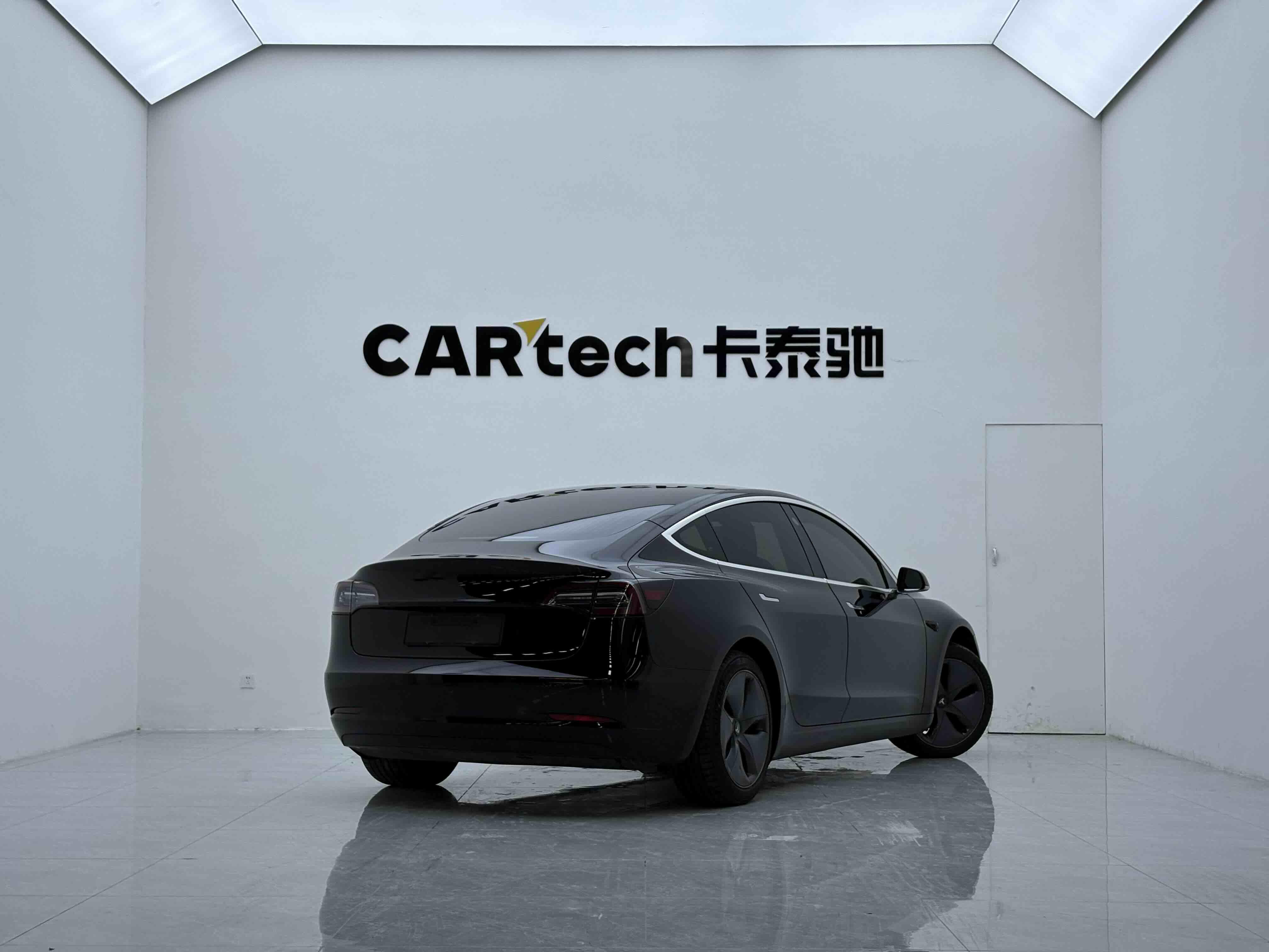 Tesla Model 3 2021 #4 Tesla Model 3 2021 car image #4