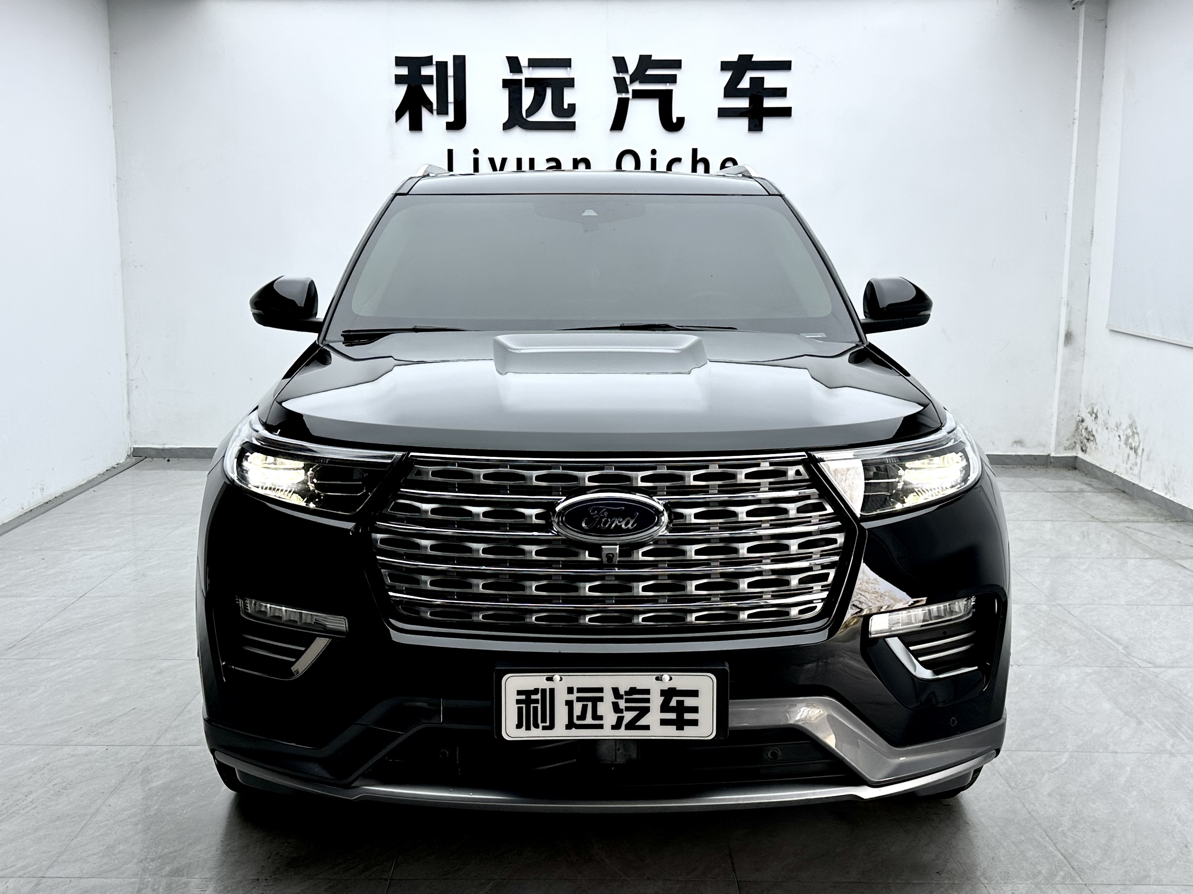 Ford Explorer 2022 #4 Ford Explorer 2022 car image #4