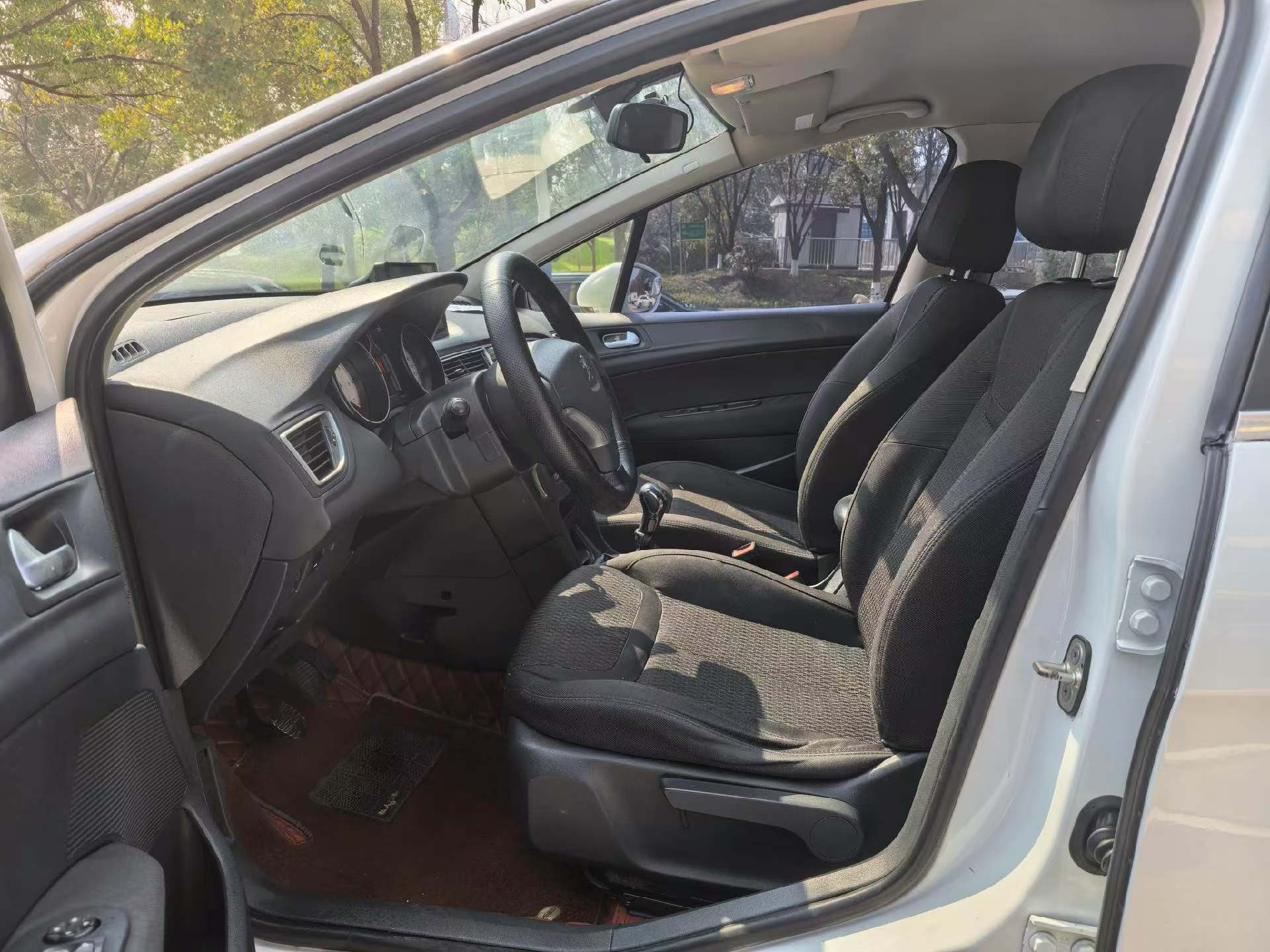 标致 标致308 2015 汽车图片 #4