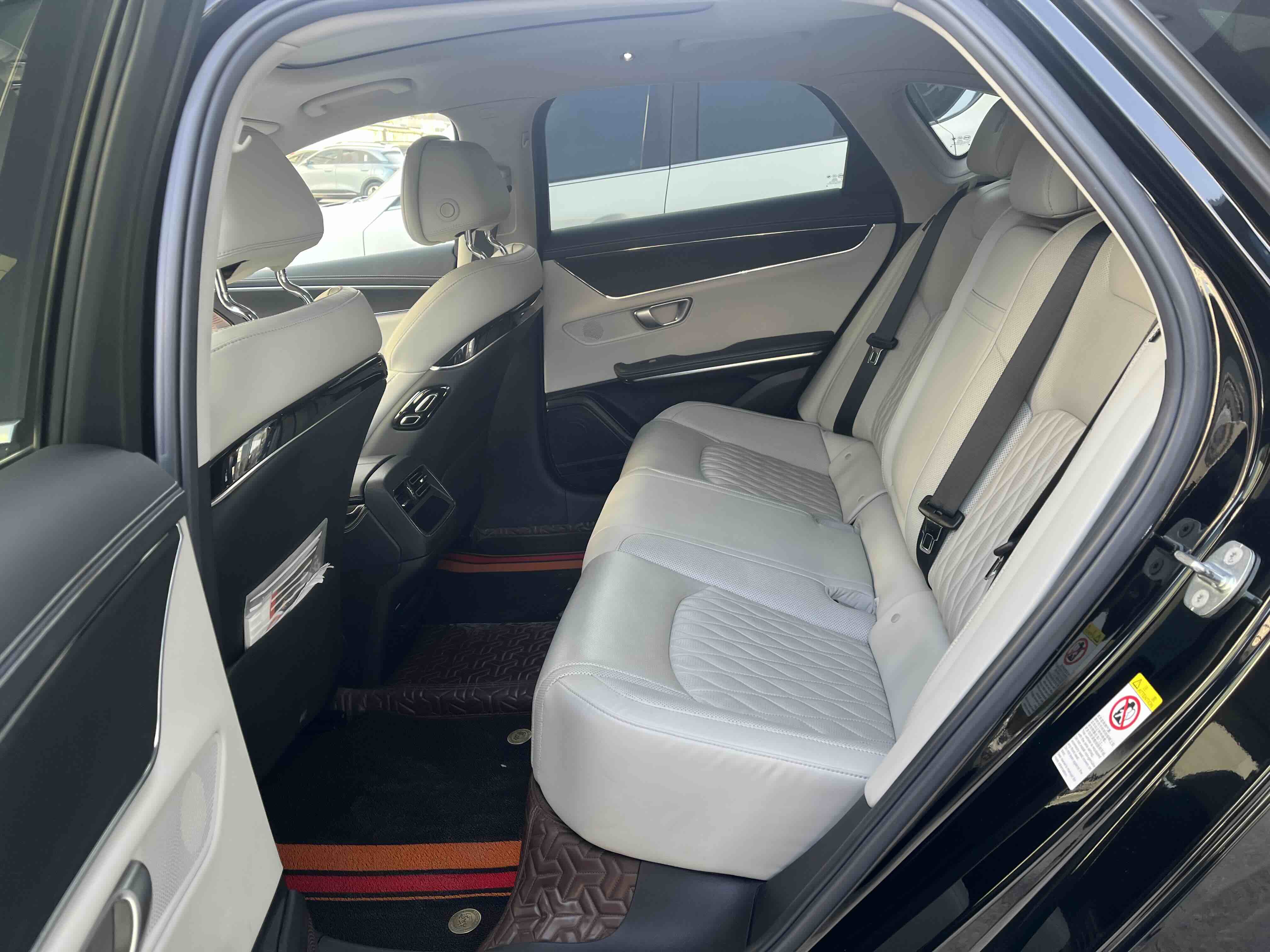 BYD Han 2021 car image #4