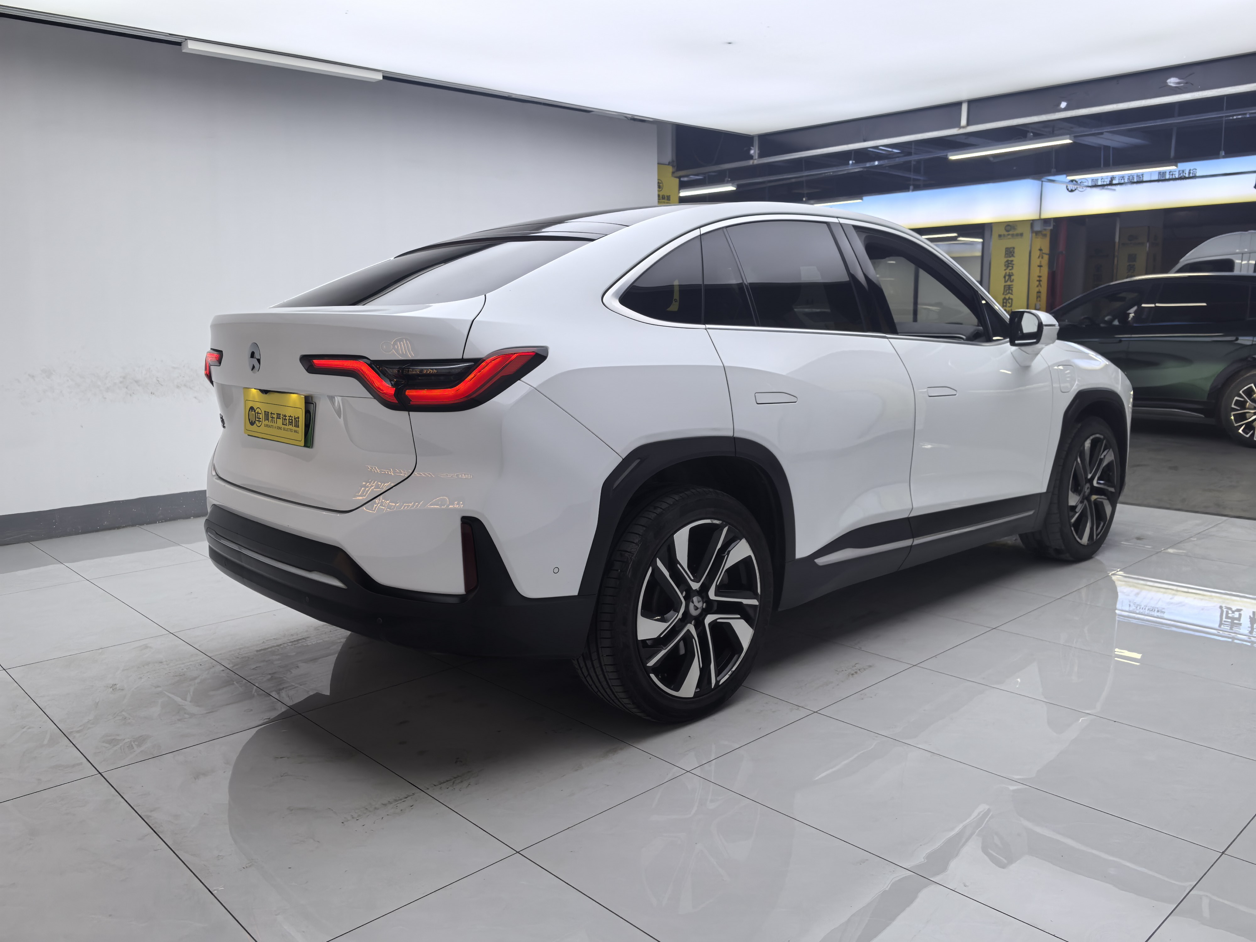 蔚来 蔚来EC6 2021 汽车图片 #4