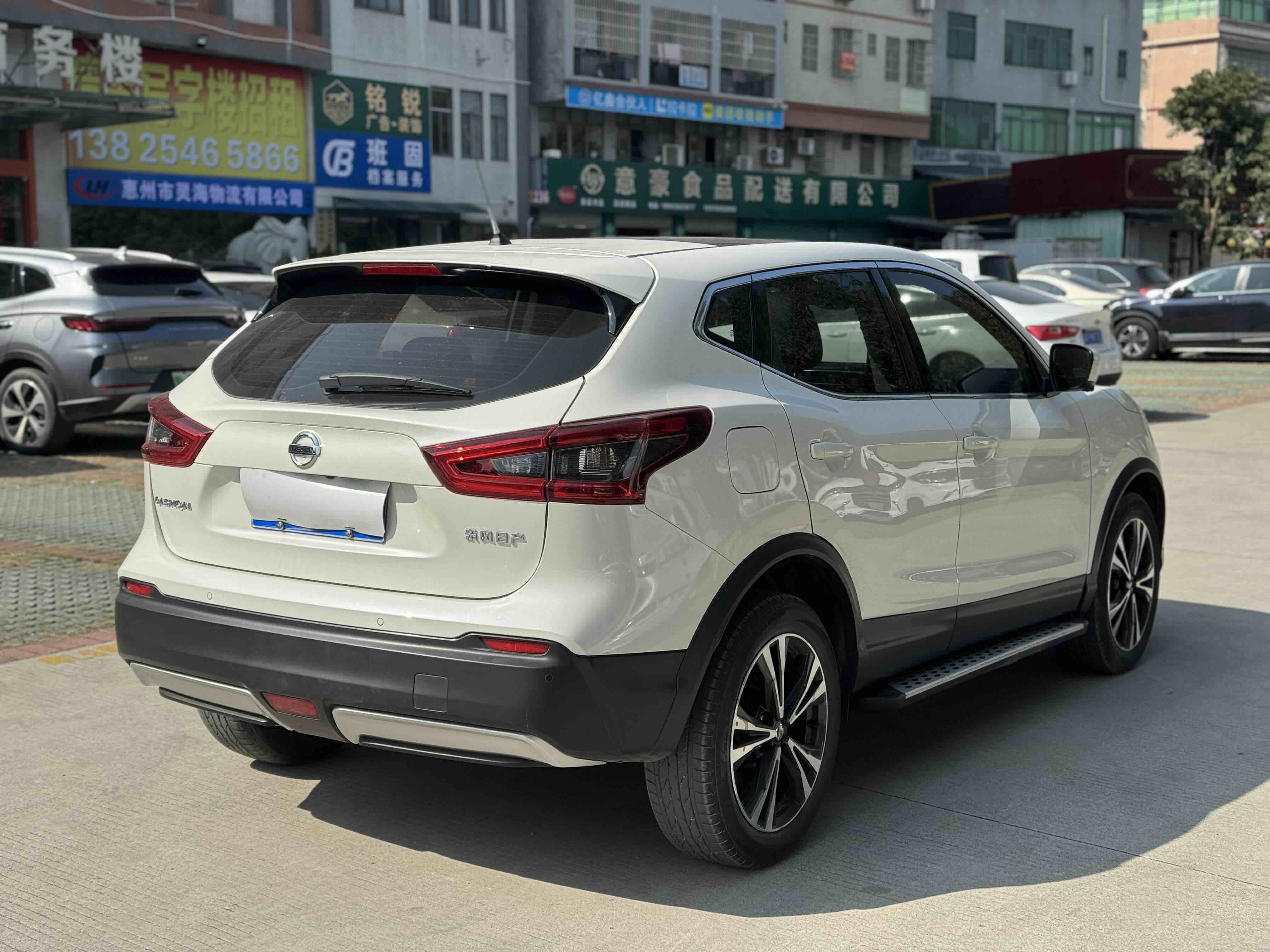 Nissan Qashqai 2021 car image #4