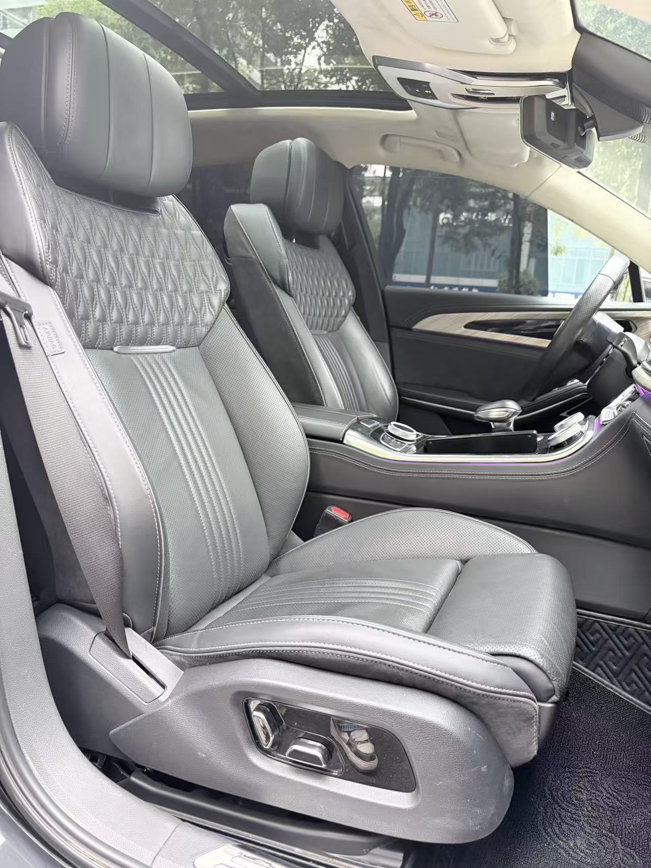 HongQi H9 2020 car image #4