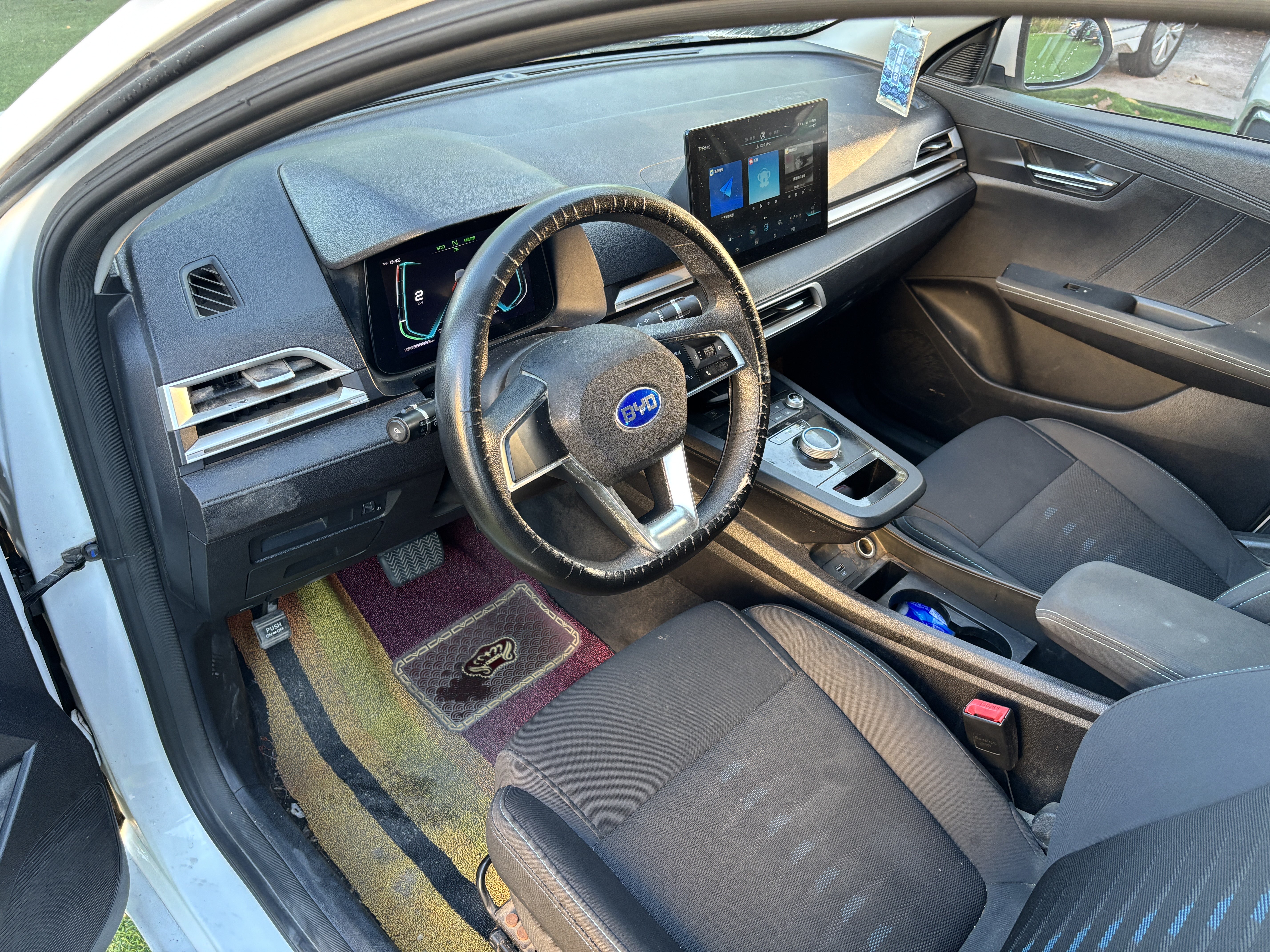 BYD e2 2020 изображение автомобиля #4