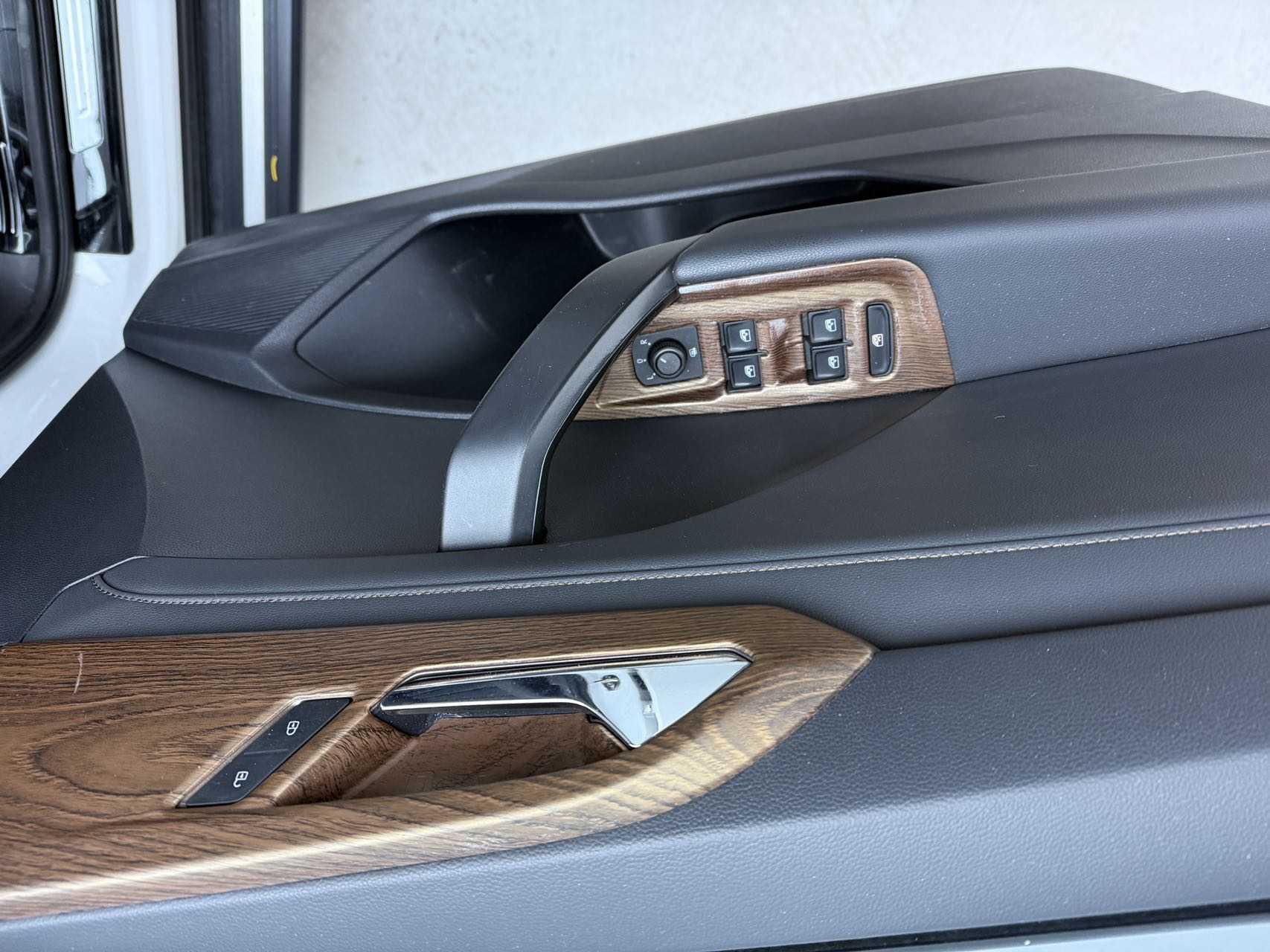 Volkswagen Tharu 2021 #4 Volkswagen Tharu 2021 car image #4