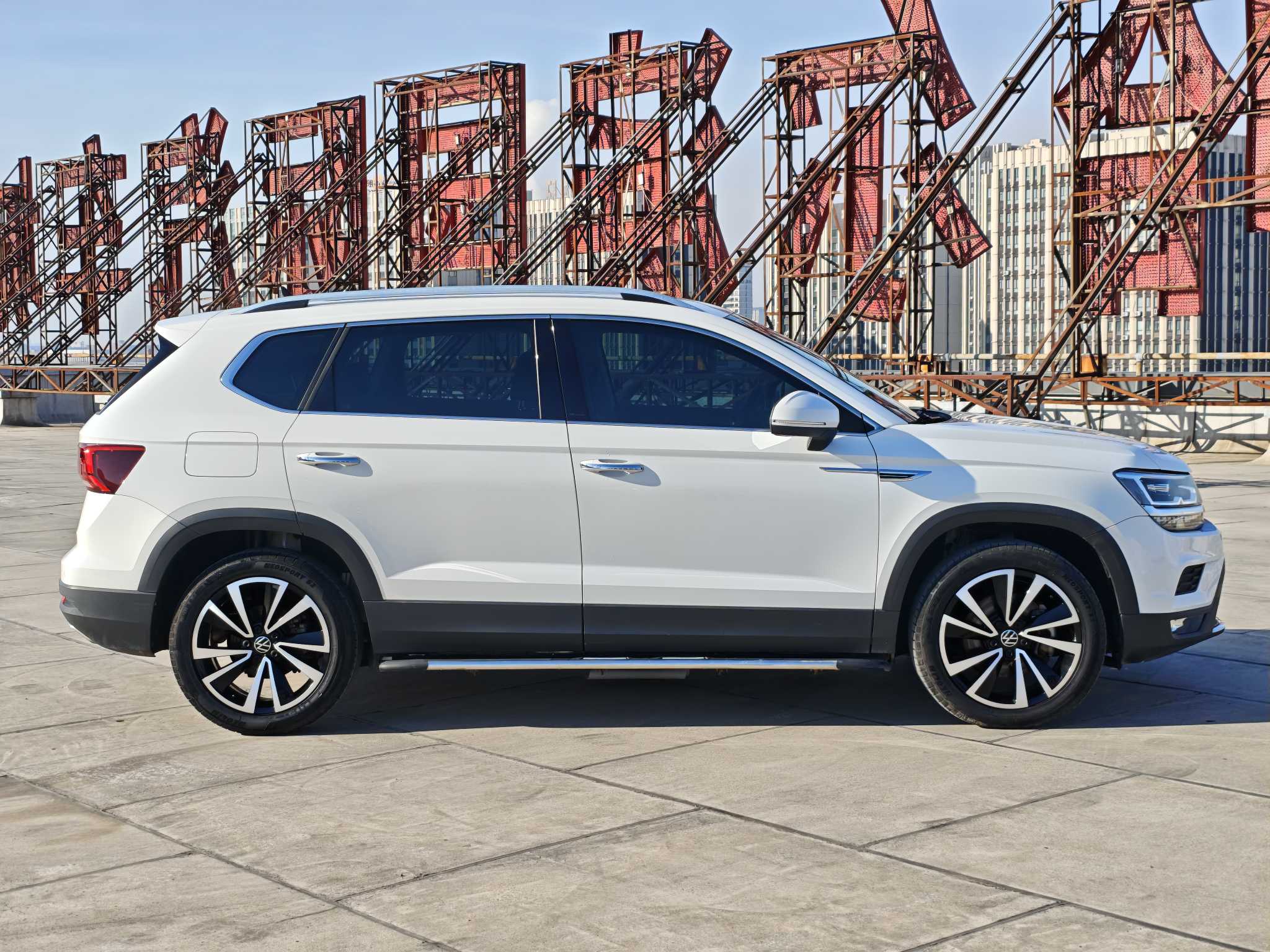 Volkswagen Tharu 2021 car image #4